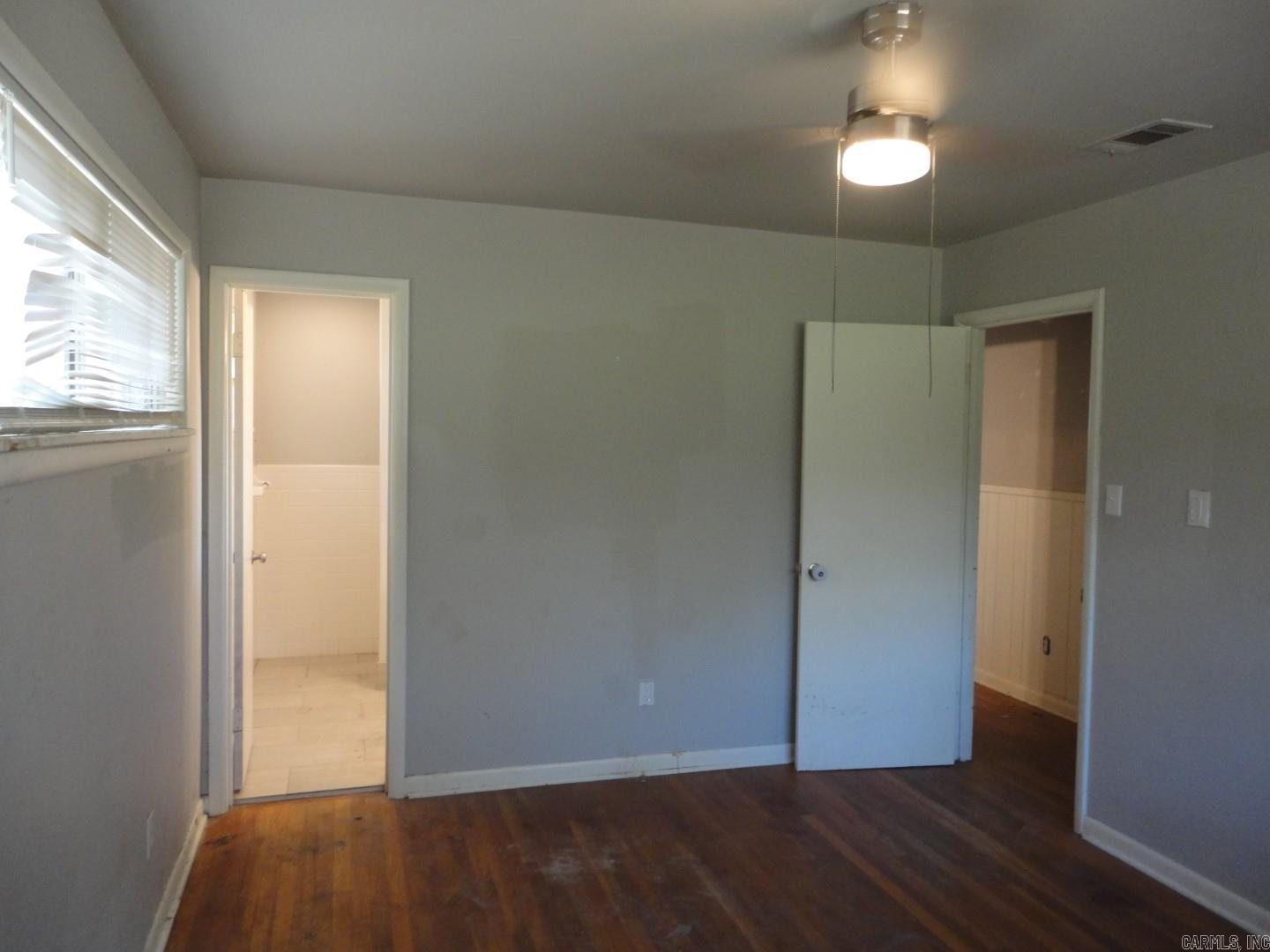 2415 E Republican Road Property Photo 13