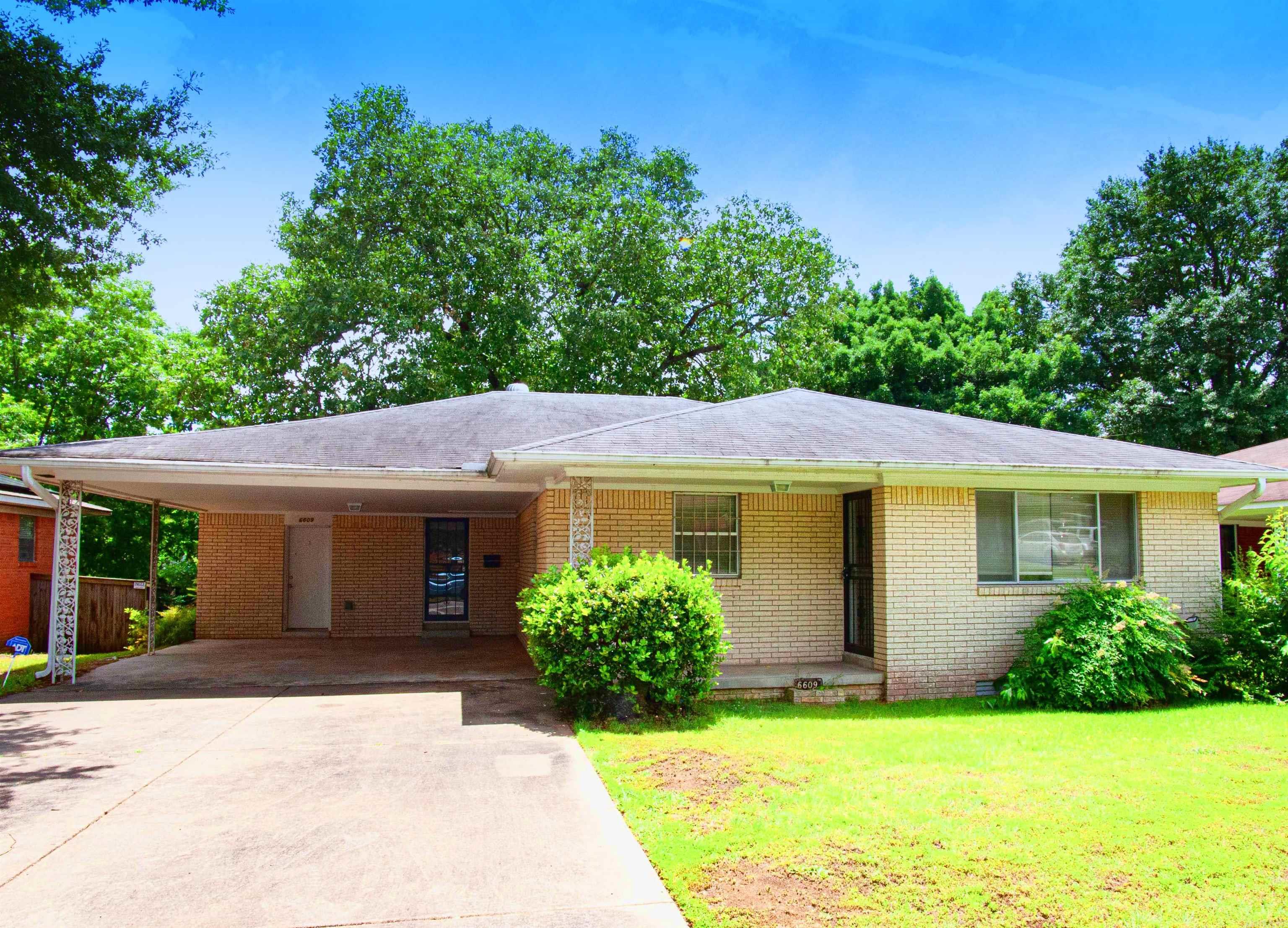 6609 Sandpiper Drive Property Photo 1