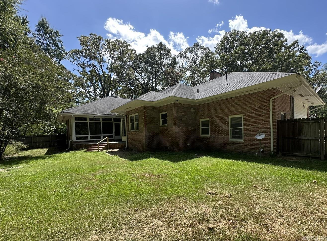 3615 S Poplar Street Property Photo 7