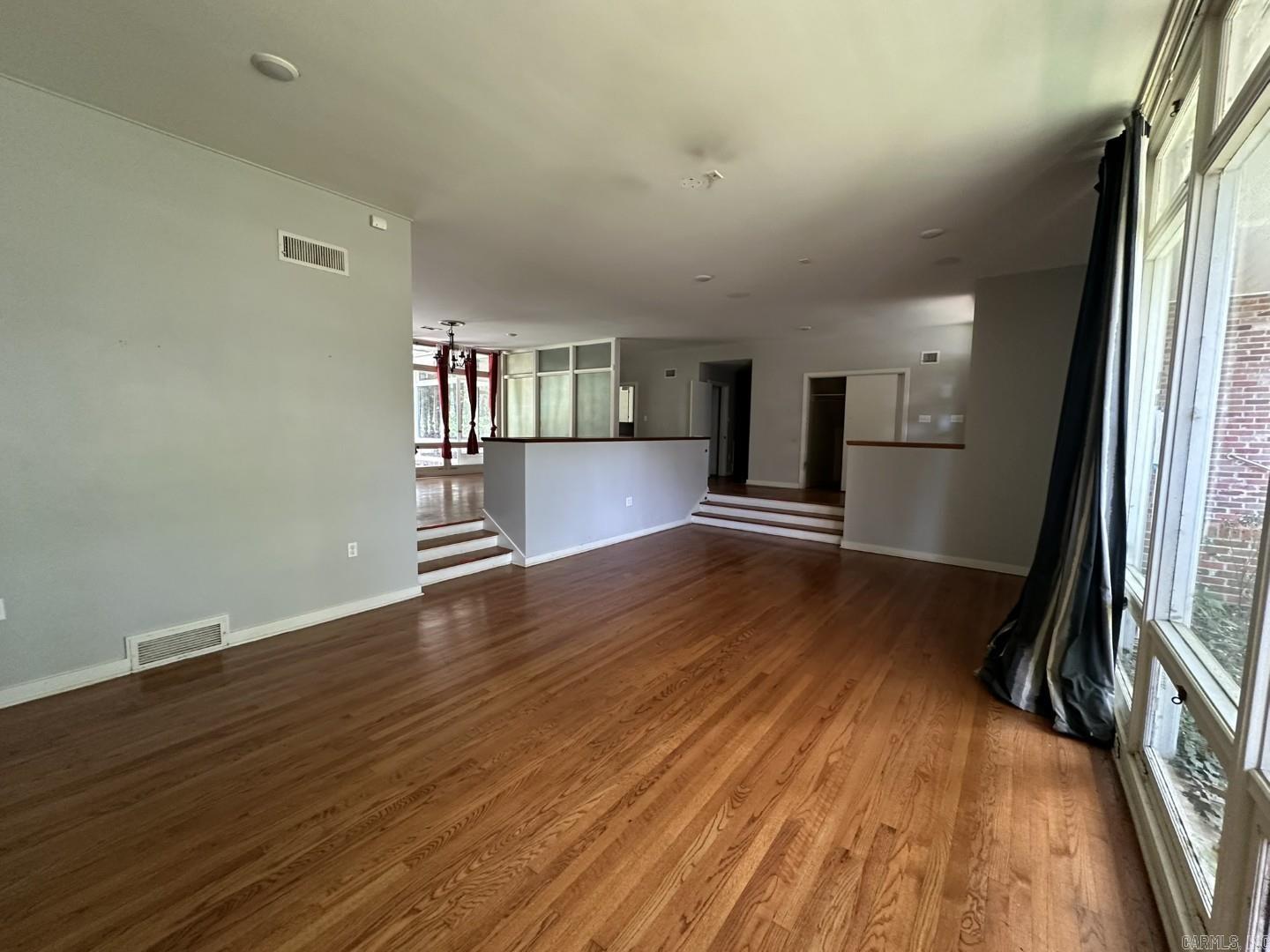 3615 S Poplar Street Property Photo 13