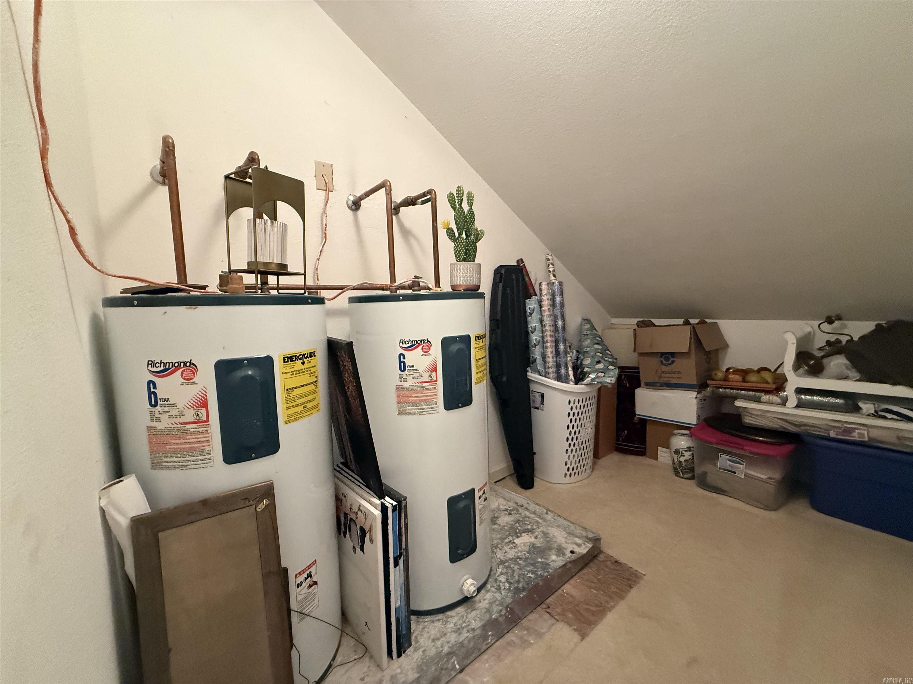 14 Birnamwood Street Property Photo 18