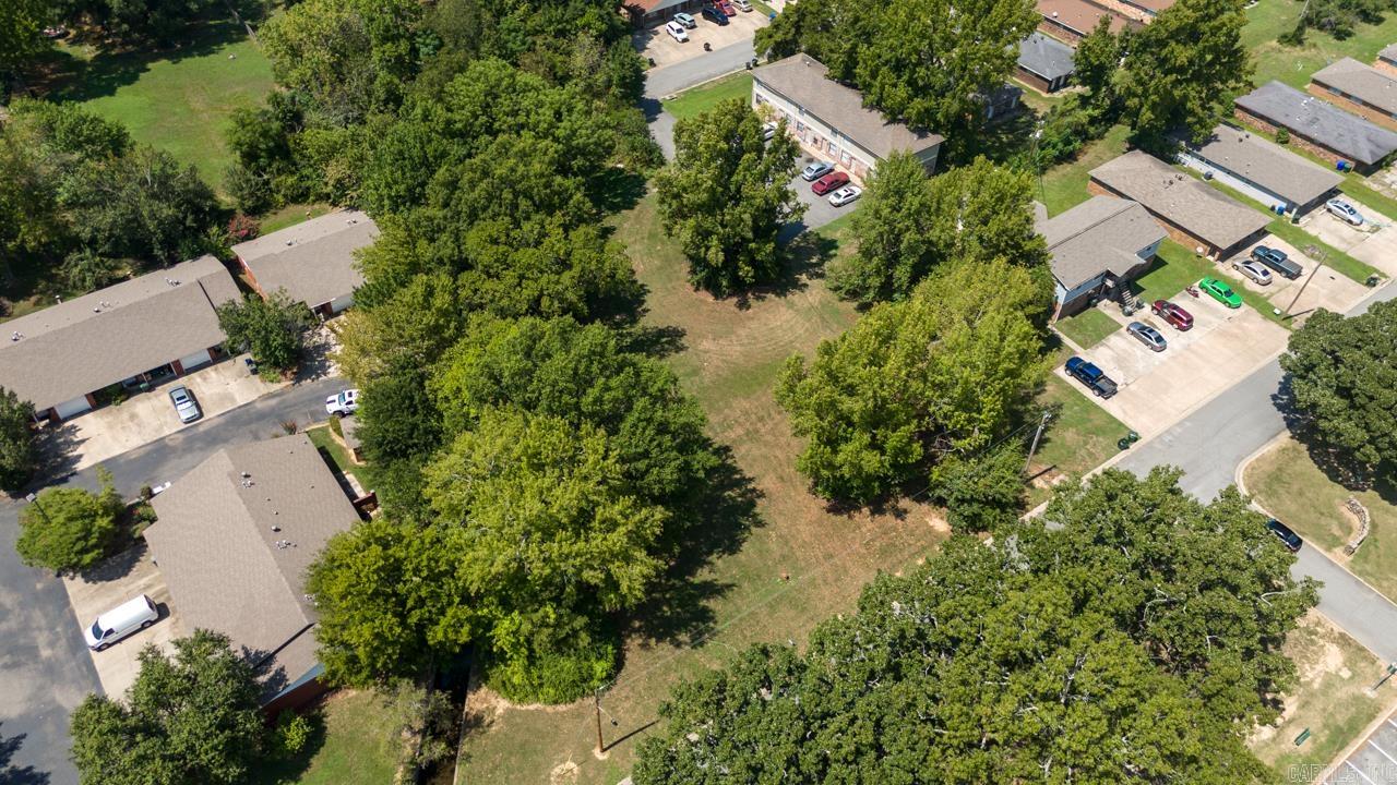 585 5th Ave Property Photo 3
