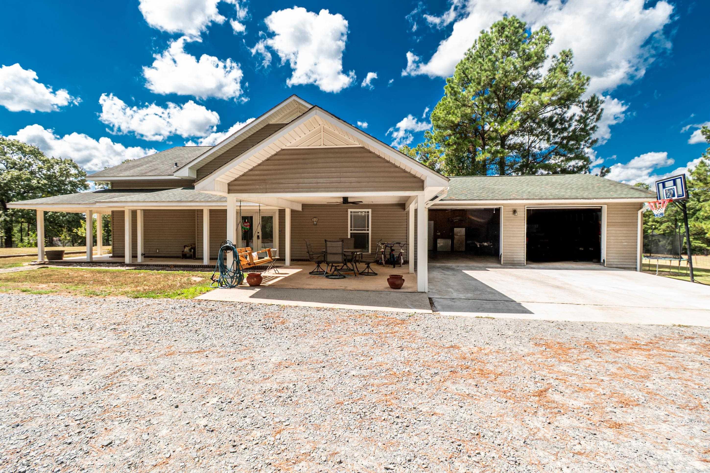 2278 Hinson Rd Property Photo 4