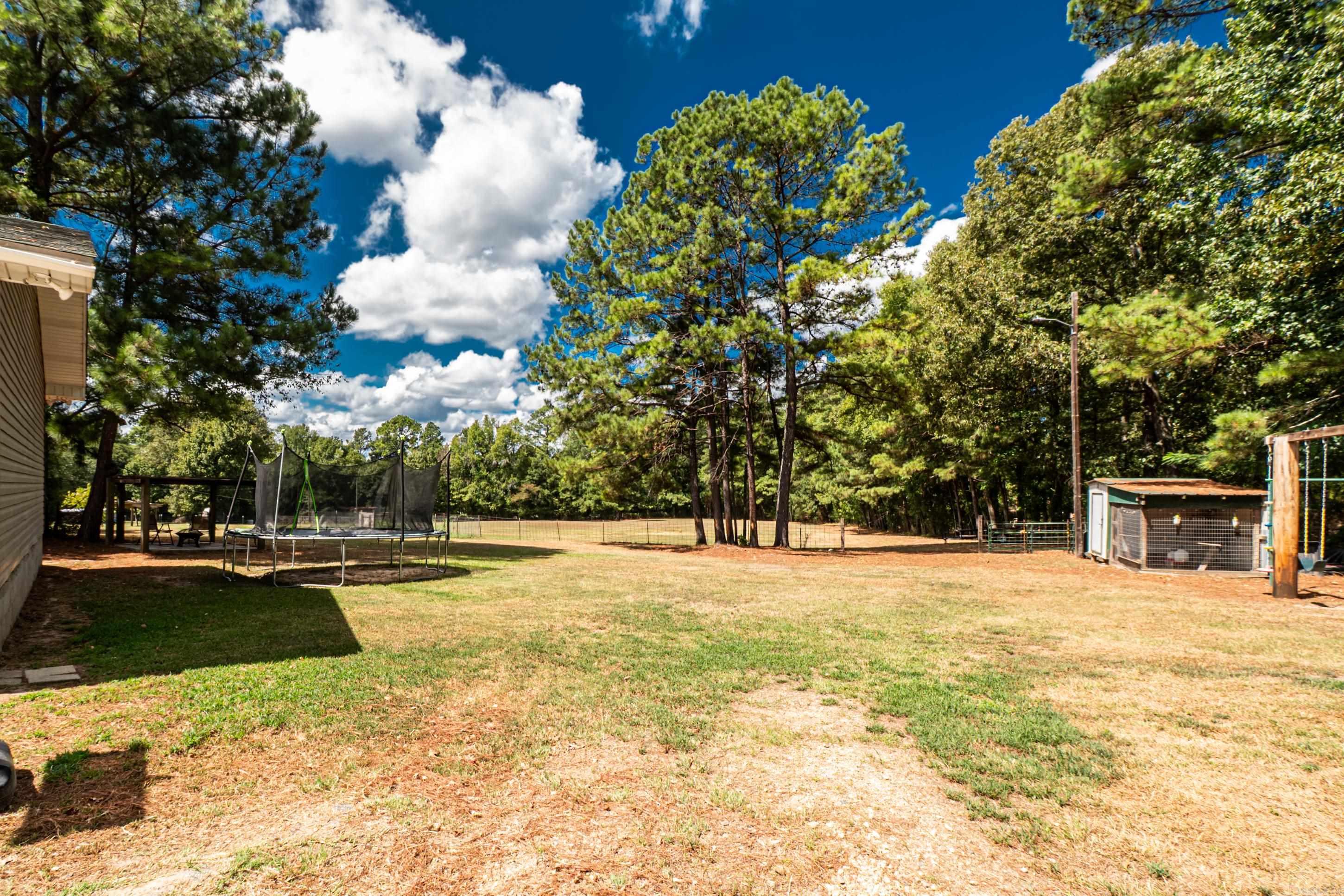 2278 Hinson Rd Property Photo 5