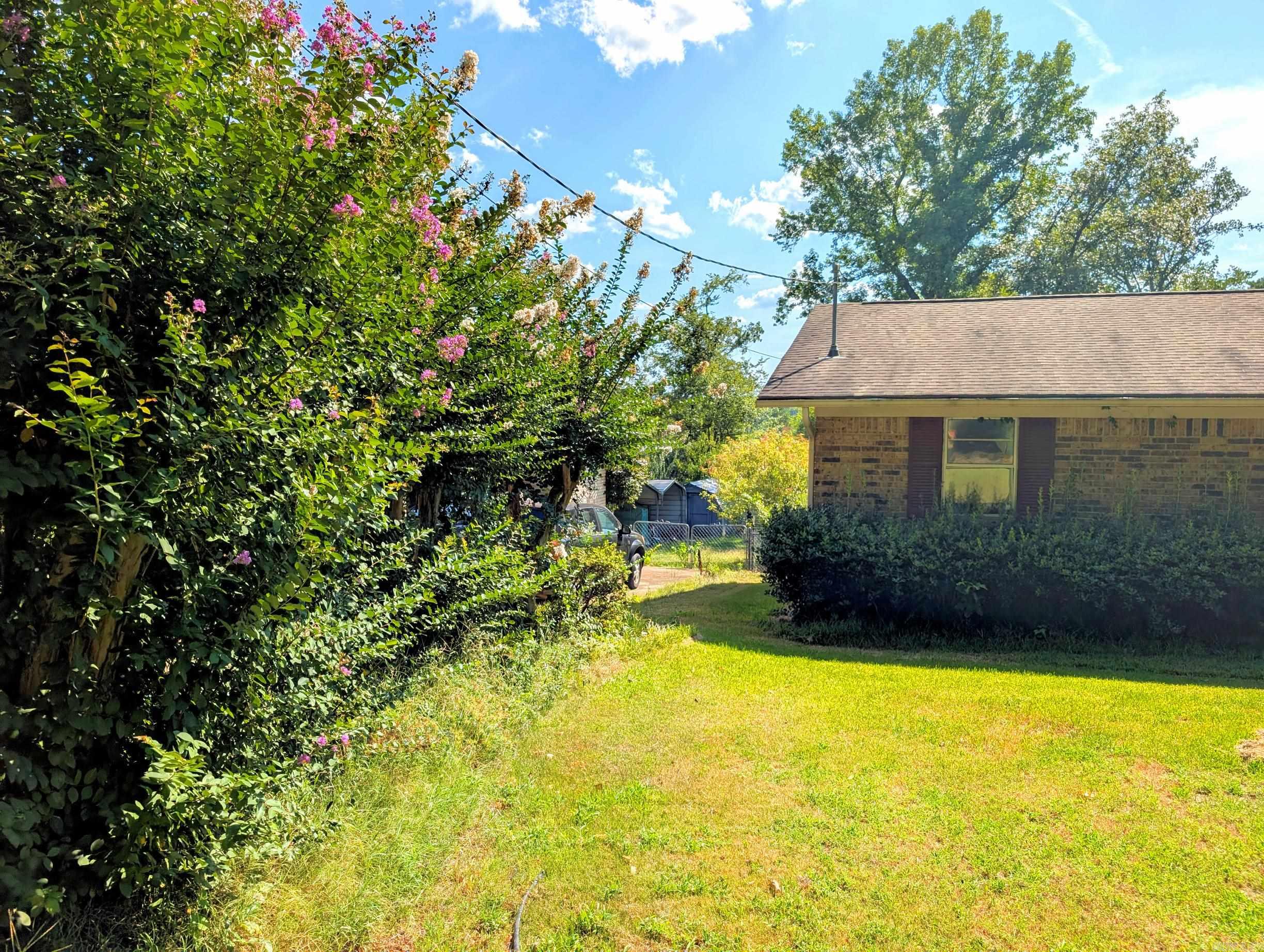 146 Hays Street Property Photo 5