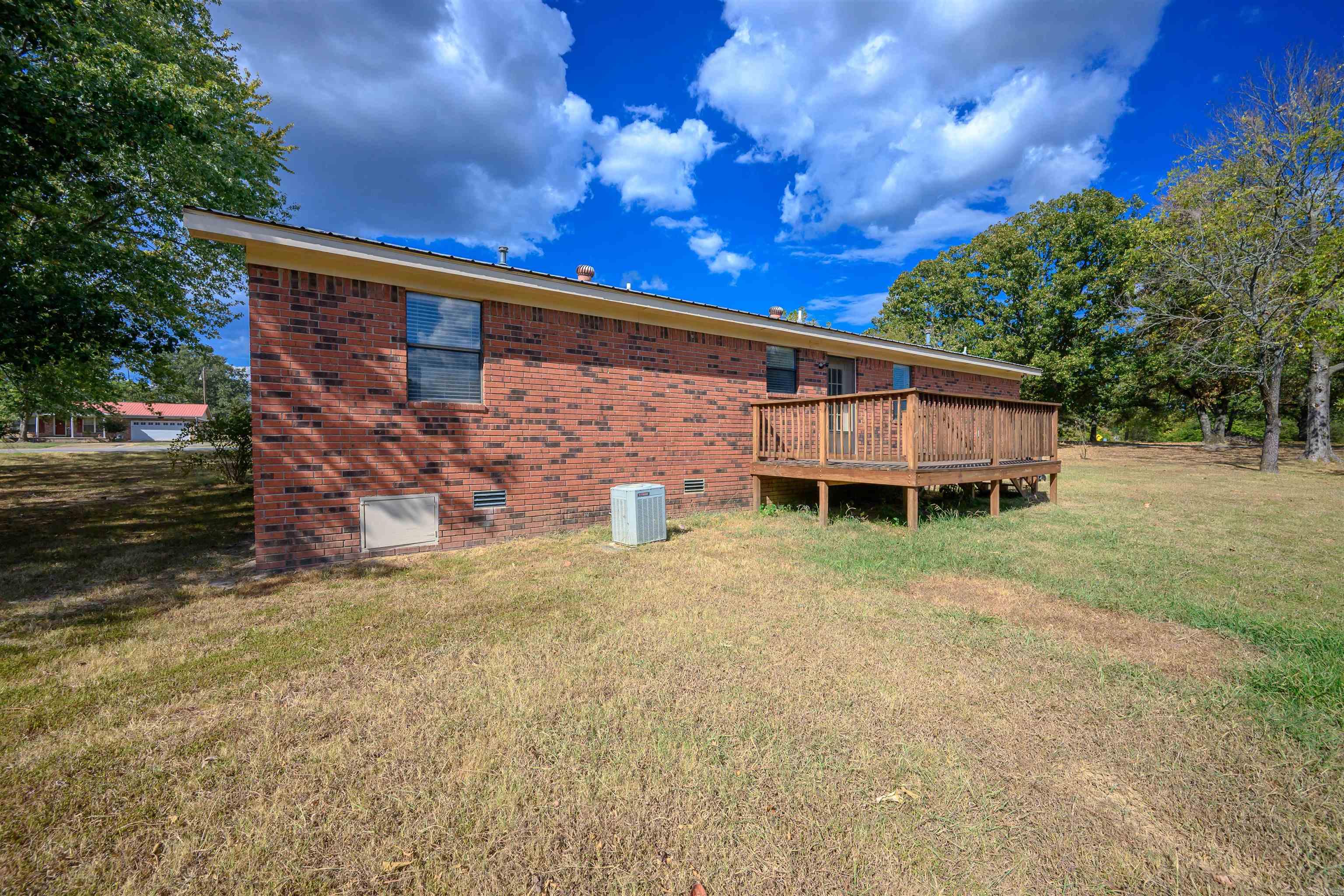 1196 Newport Road Property Photo 7