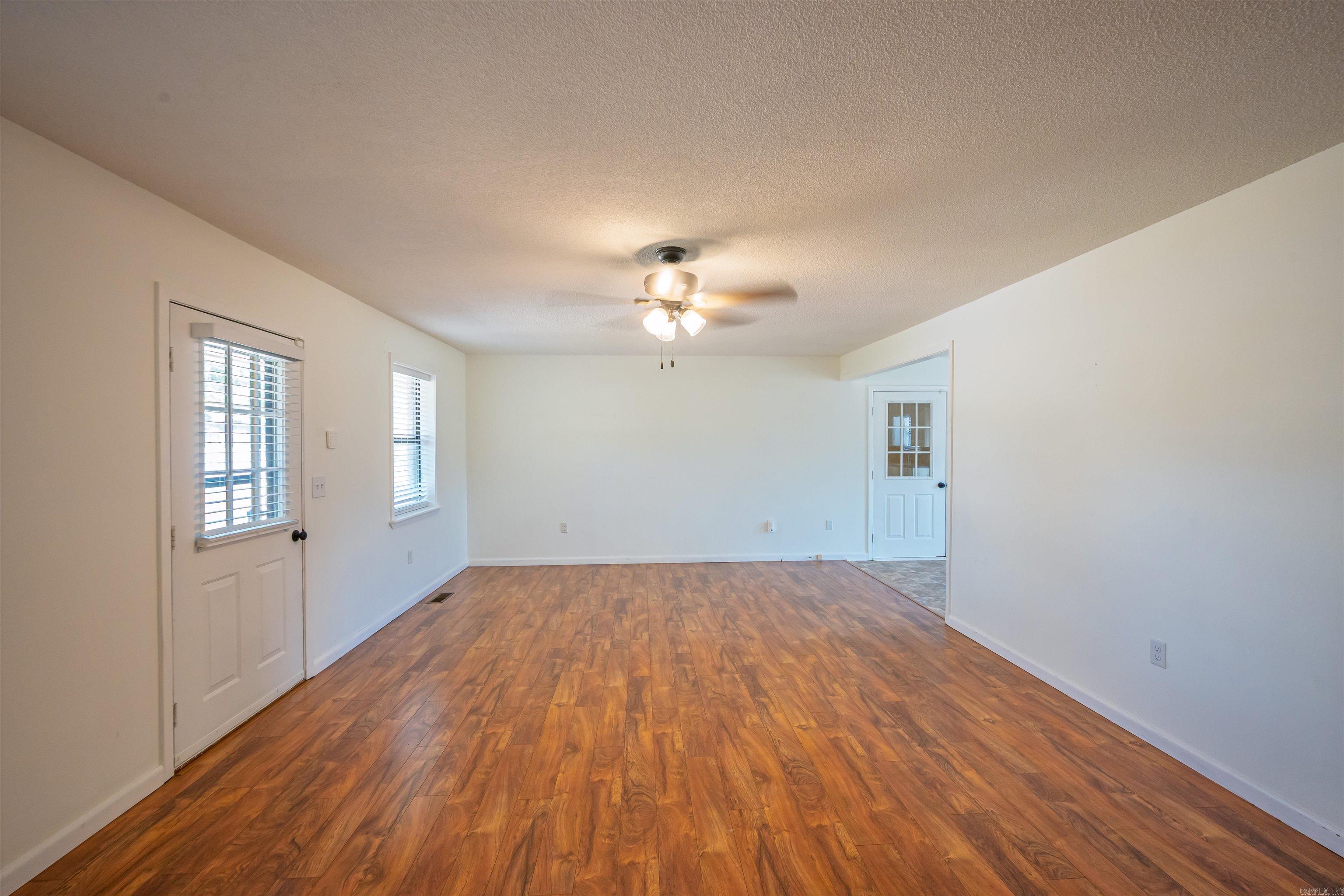 1196 Newport Road Property Photo 10