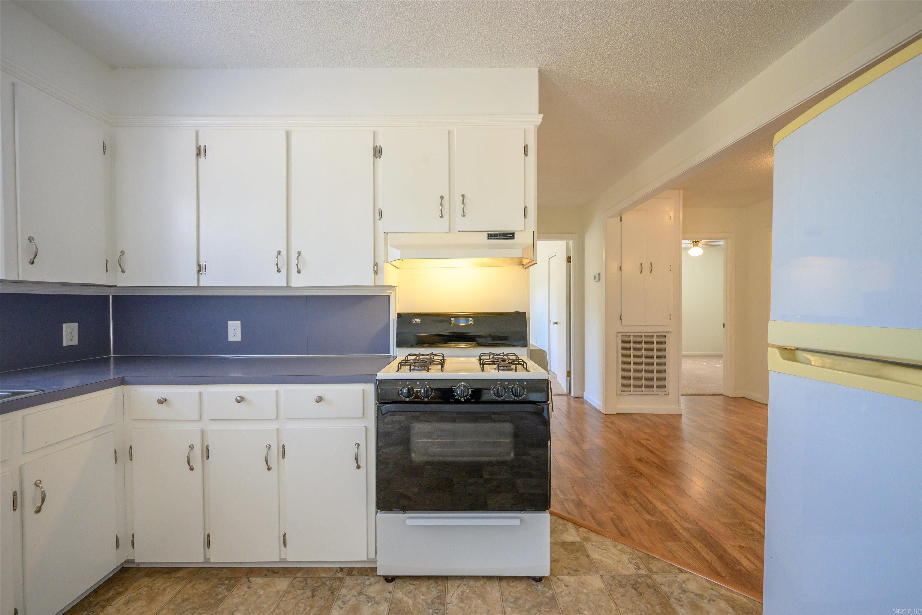 1196 Newport Road Property Photo 14