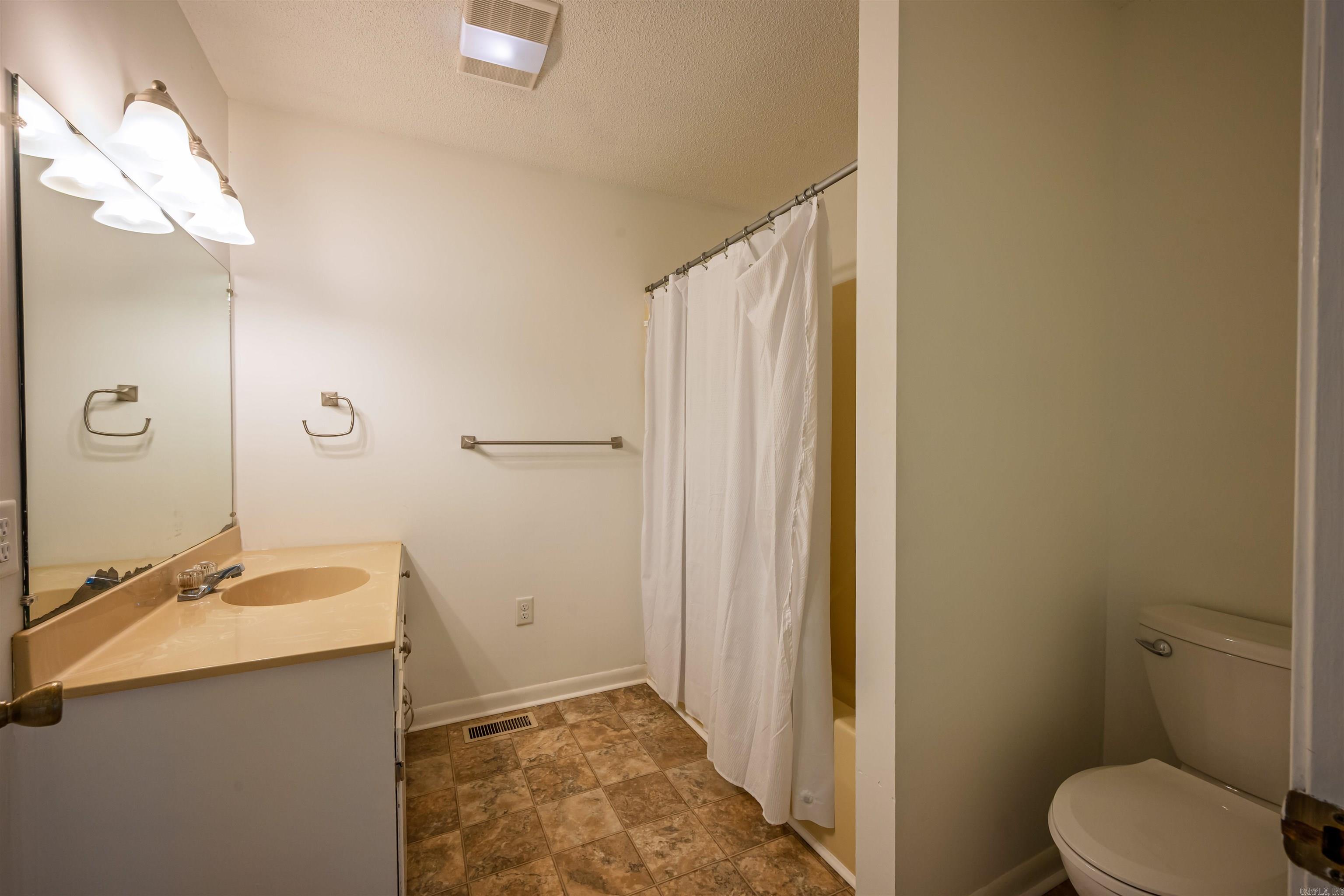 1196 Newport Road Property Photo 22