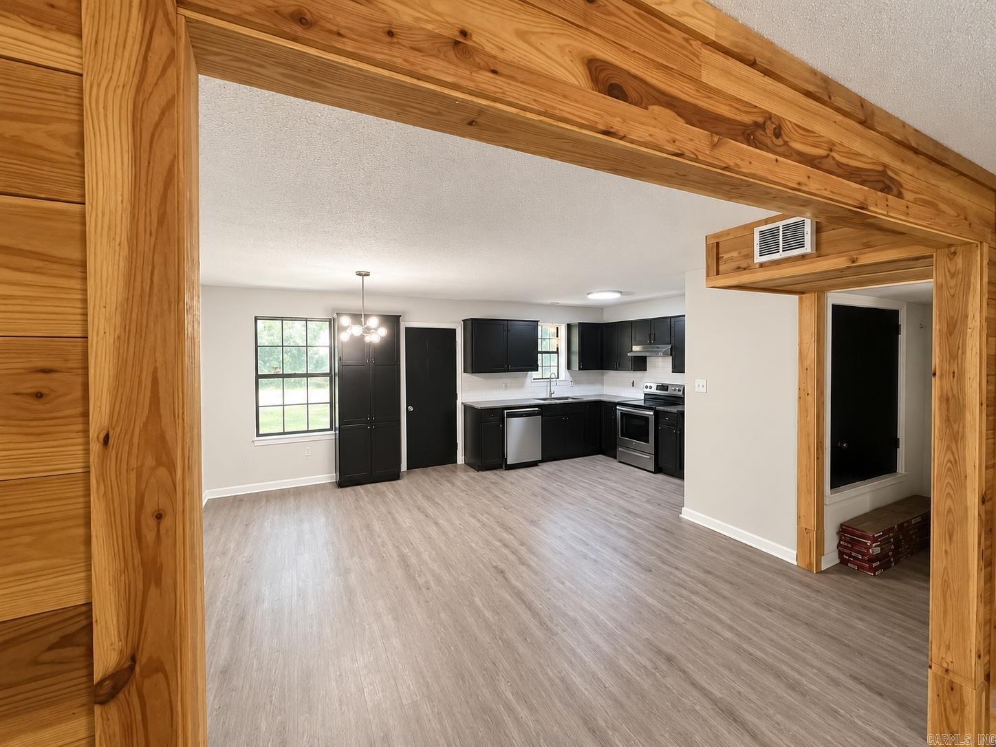 1710 Marilyn Dr Drive Property Photo 3