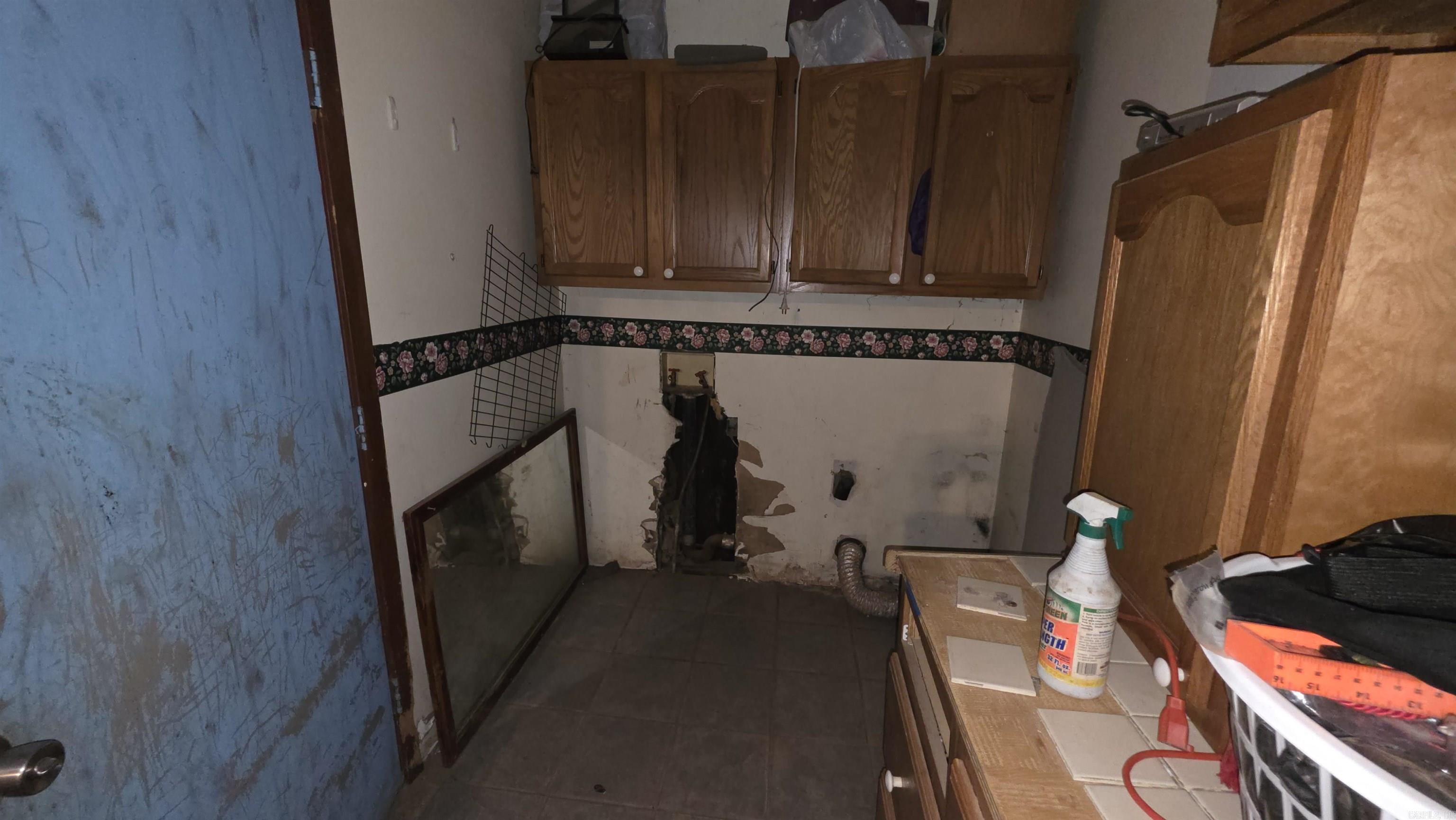 87 Pinter Lane Property Photo 5