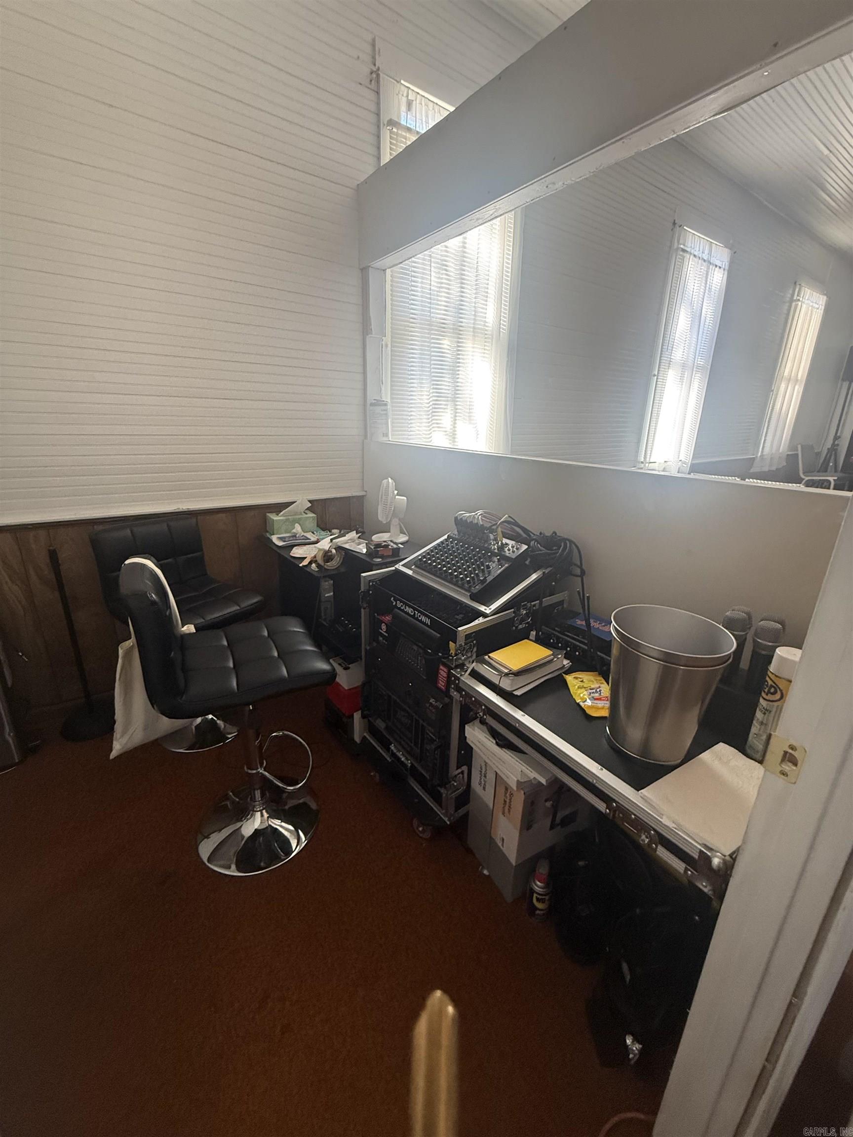 1440 W Huntington Property Photo 5