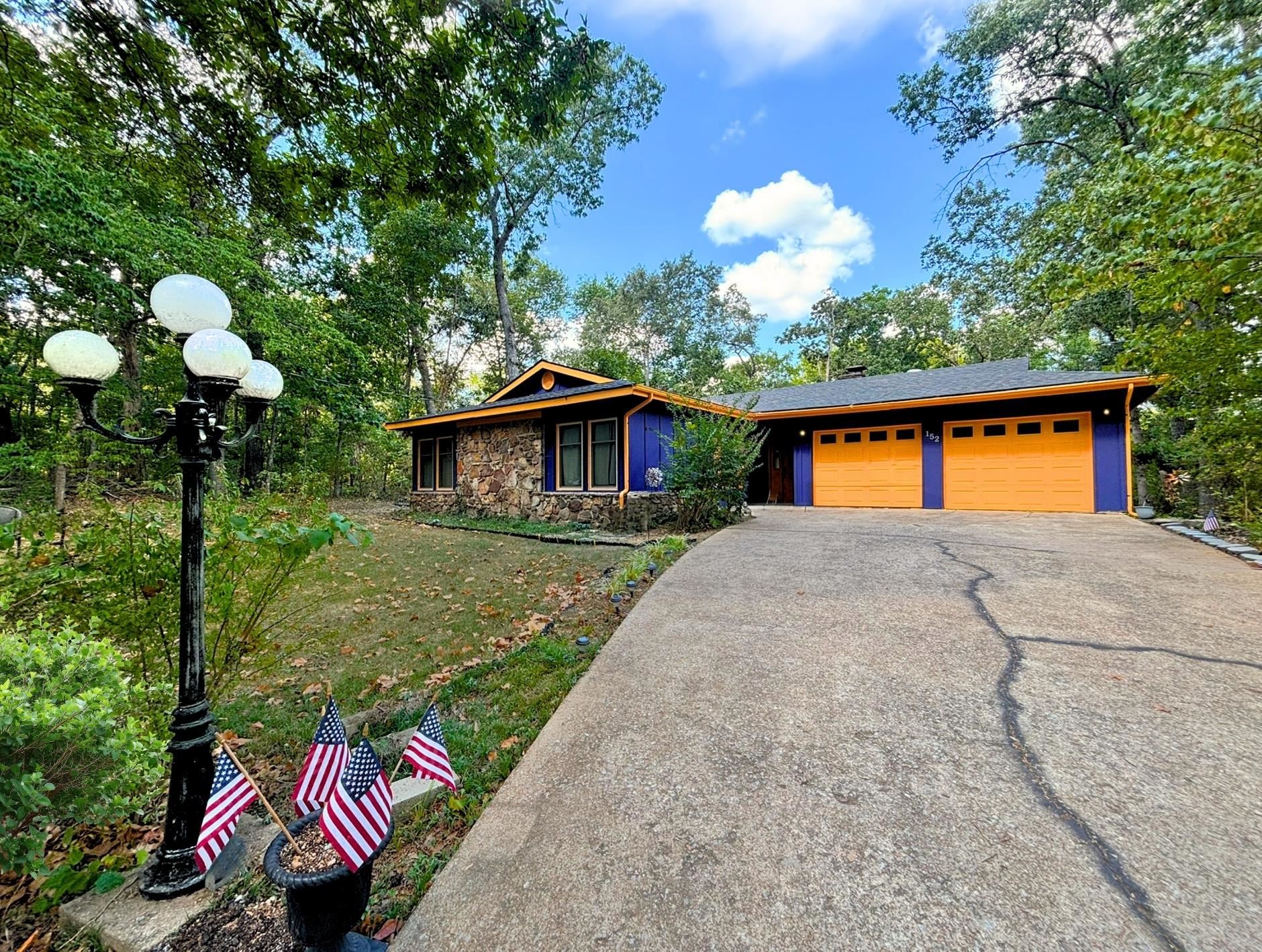 152 Powhatan Drive Property Photo 2