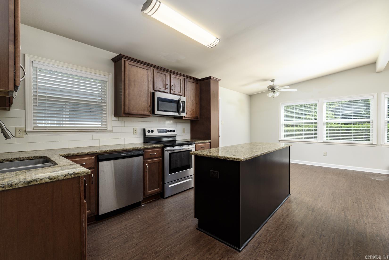 44 Sheraton Drive Property Photo 10