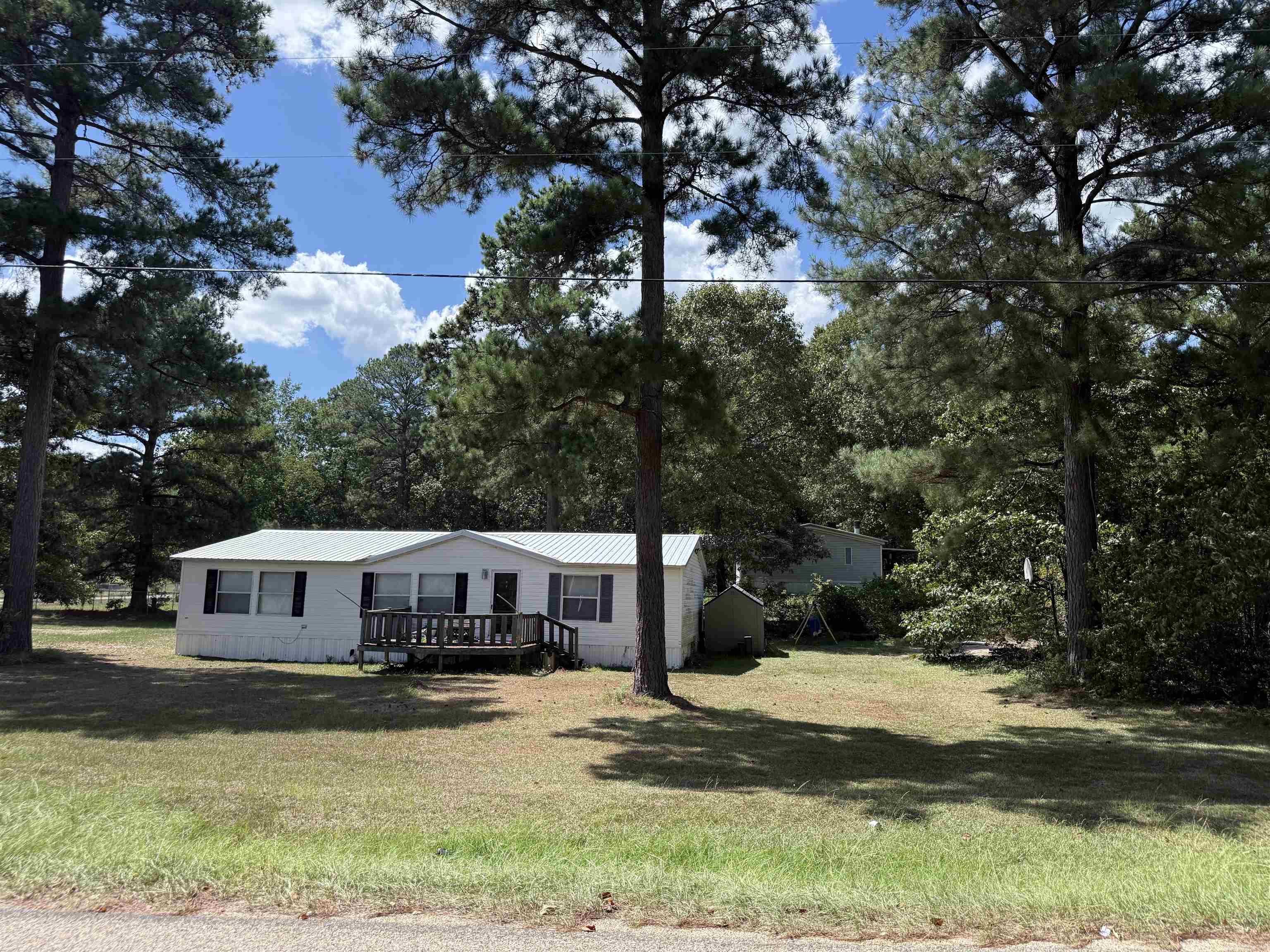 102 Ouachita 565 Property Photo 2