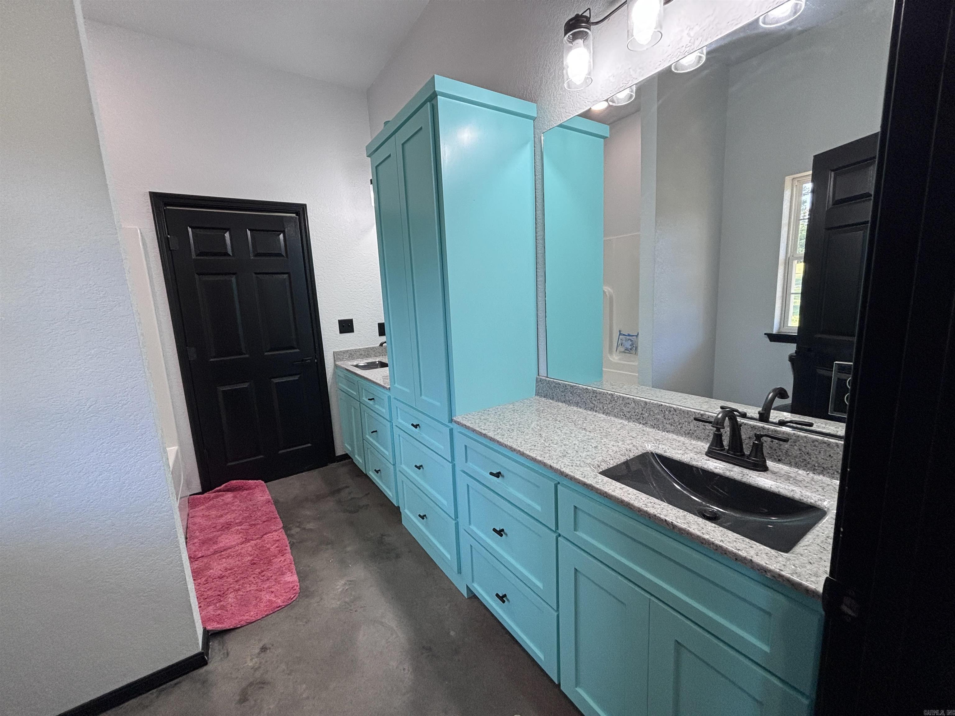 2494 Ember Road Property Photo 27