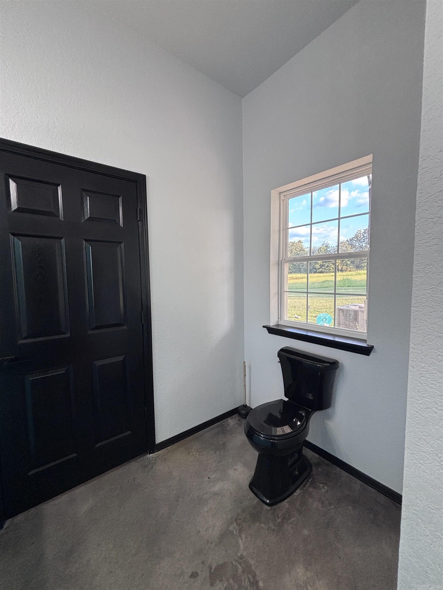 2494 Ember Road Property Photo 28