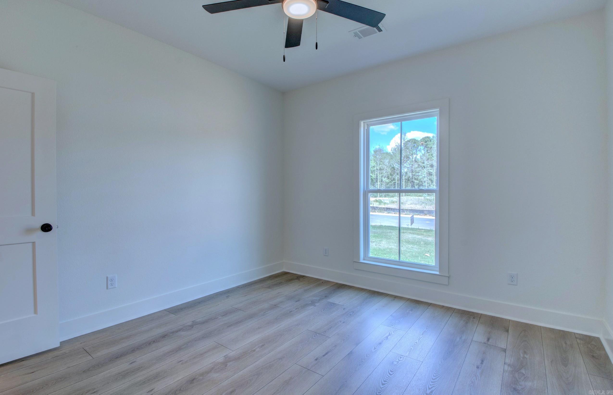215 Apollo Way Property Photo 34