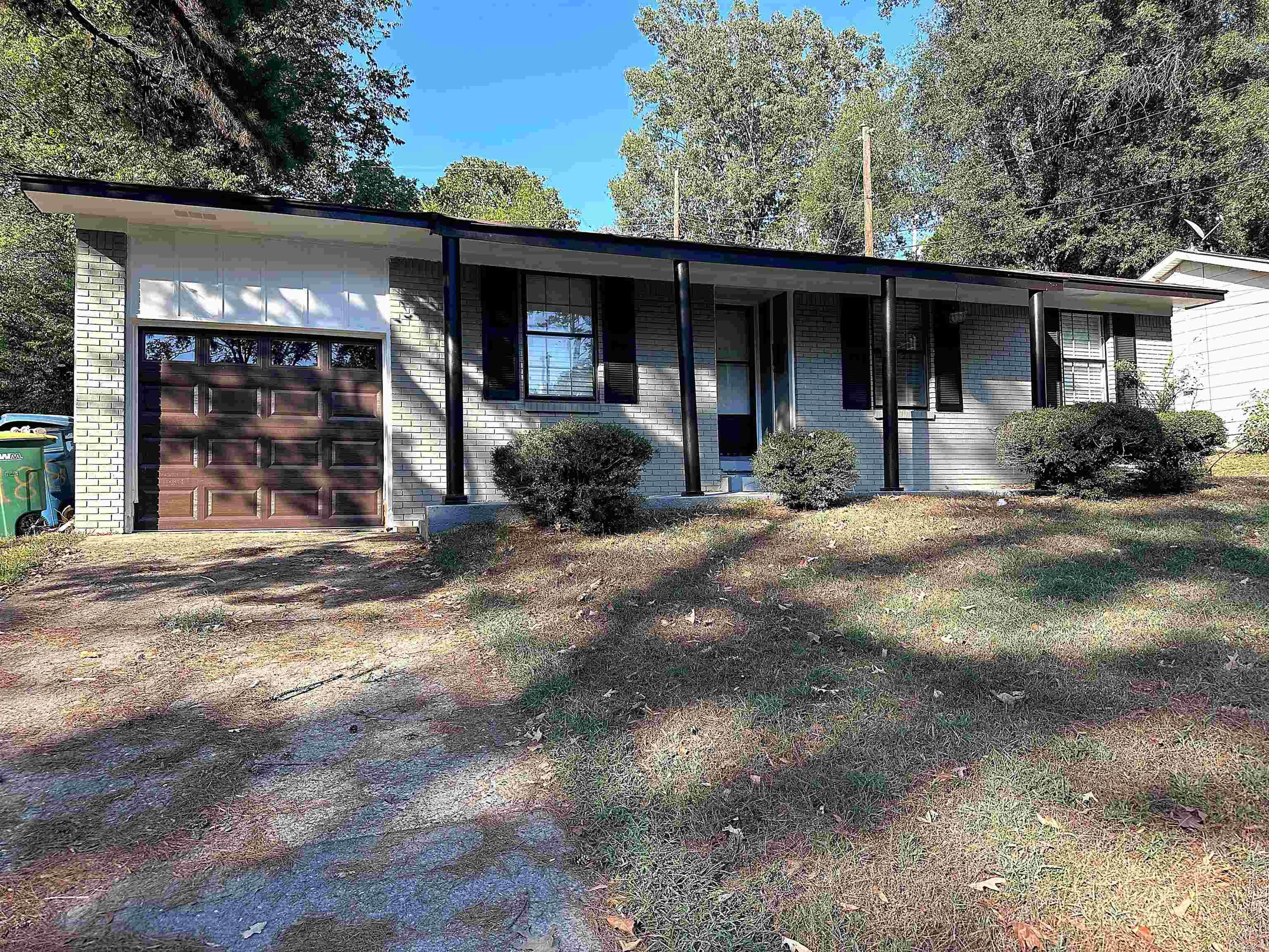 18 Glendale Drive Property Photo 2