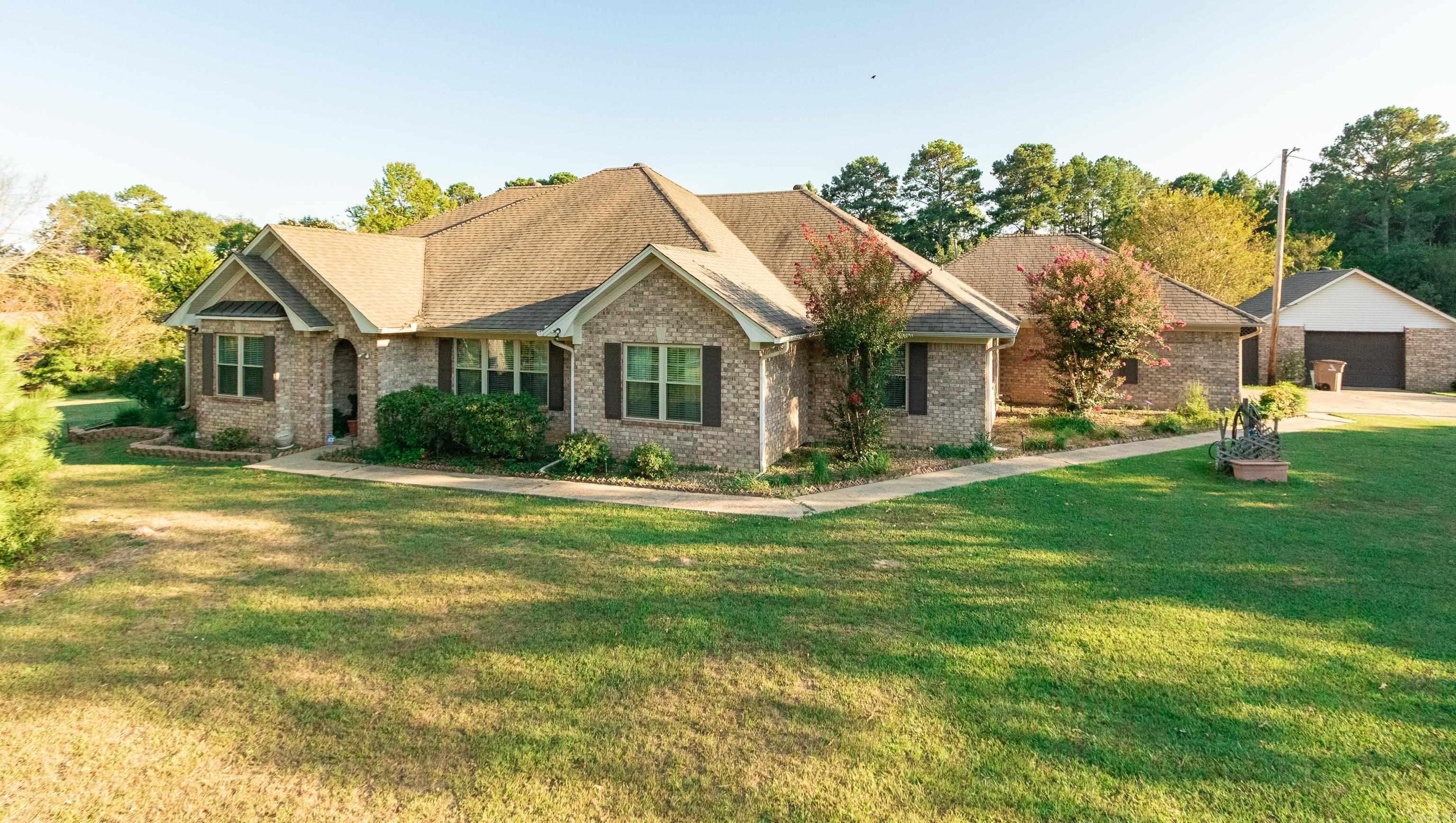 13993 Lorraine Drive Property Photo 1