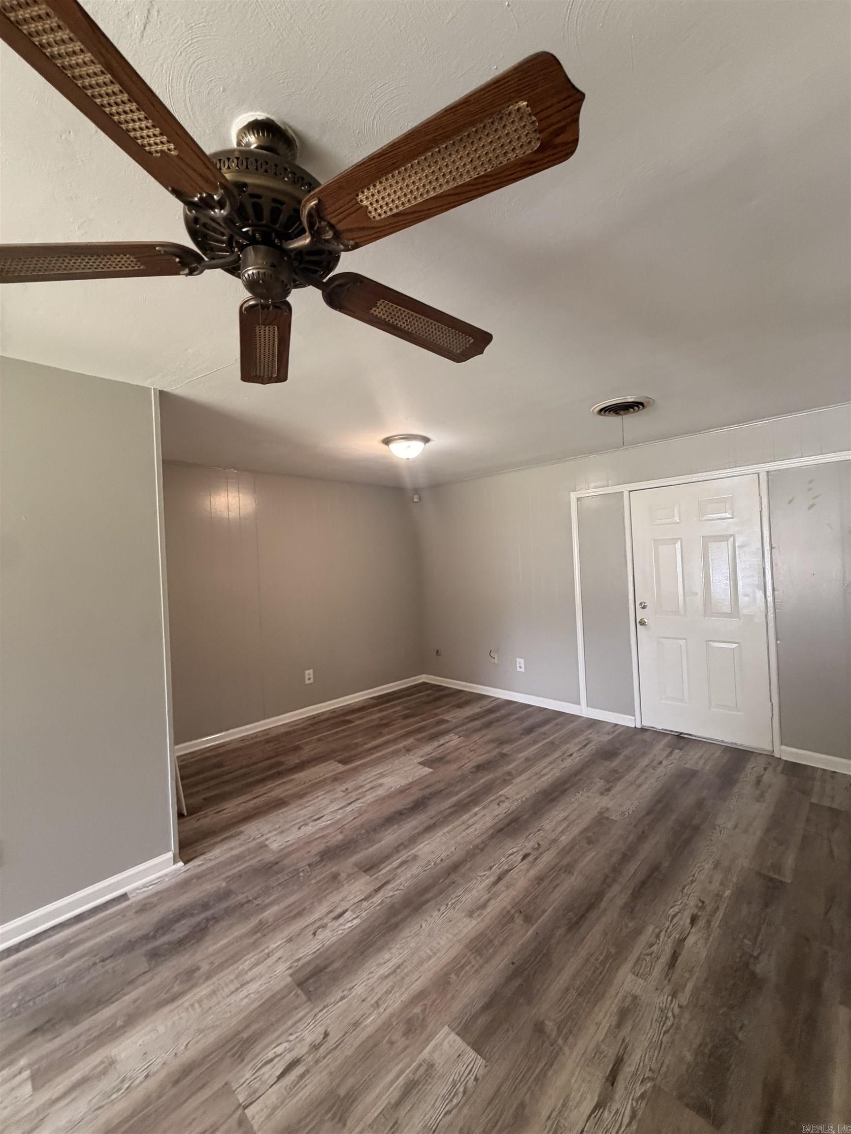 1201 S Utah Street Property Photo 3