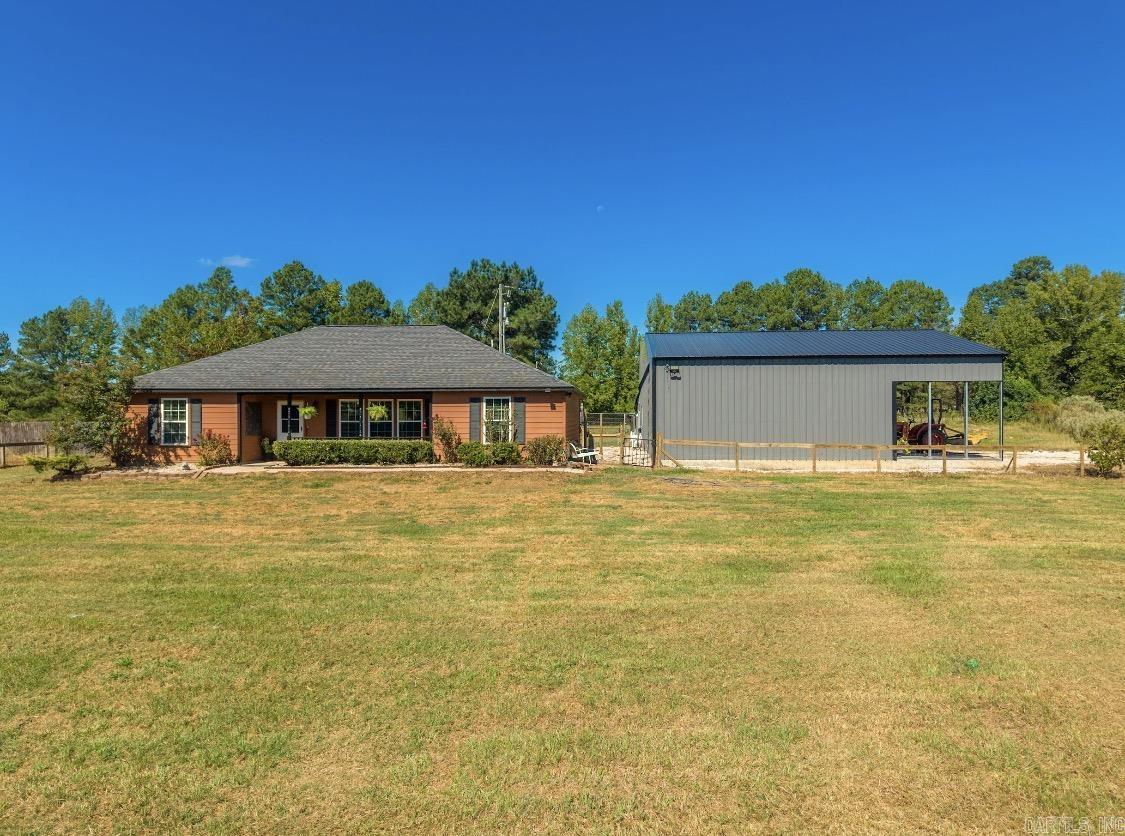 3393 Midway Road Property Photo 2