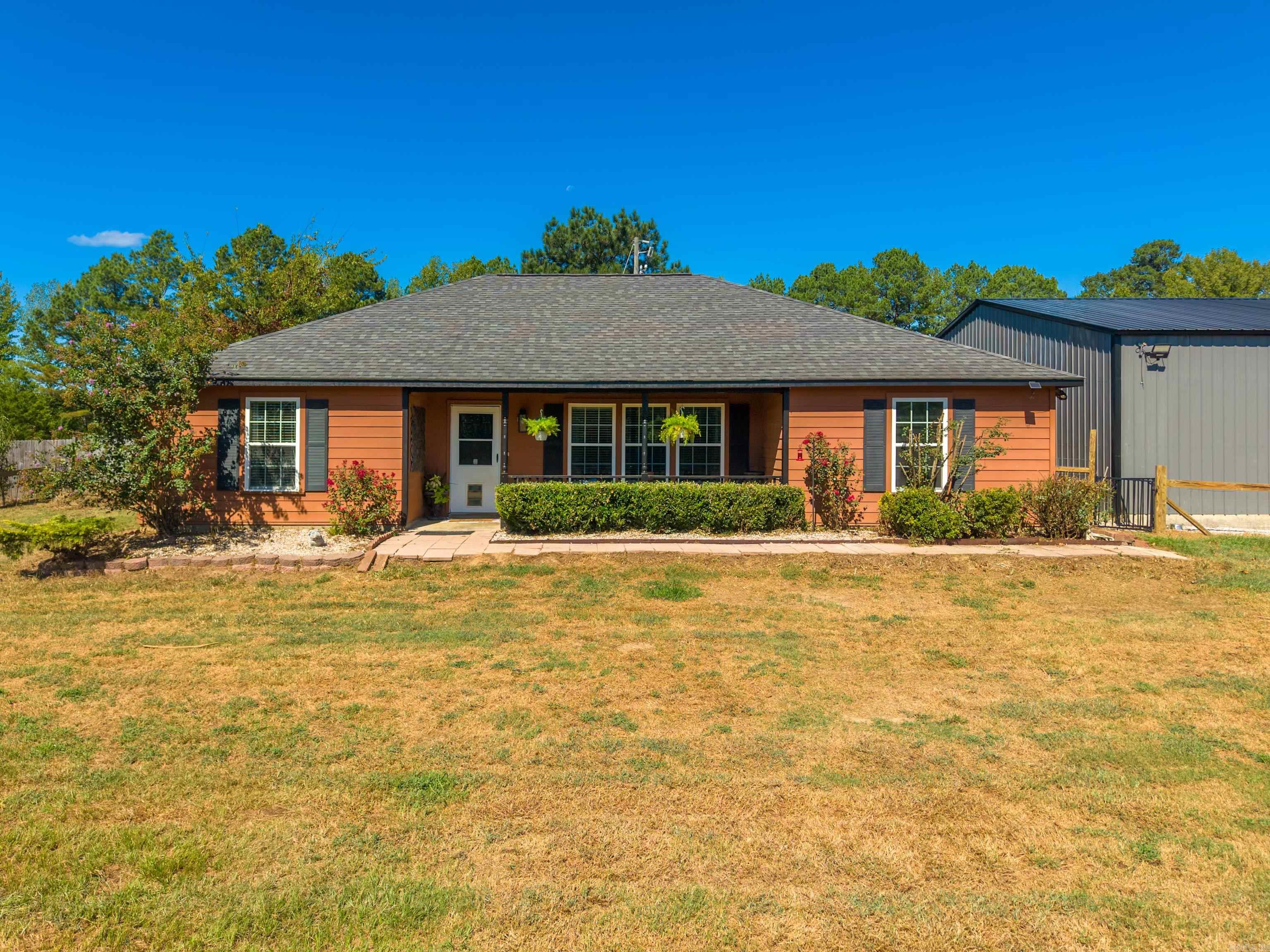 3393 Midway Road Property Photo 7
