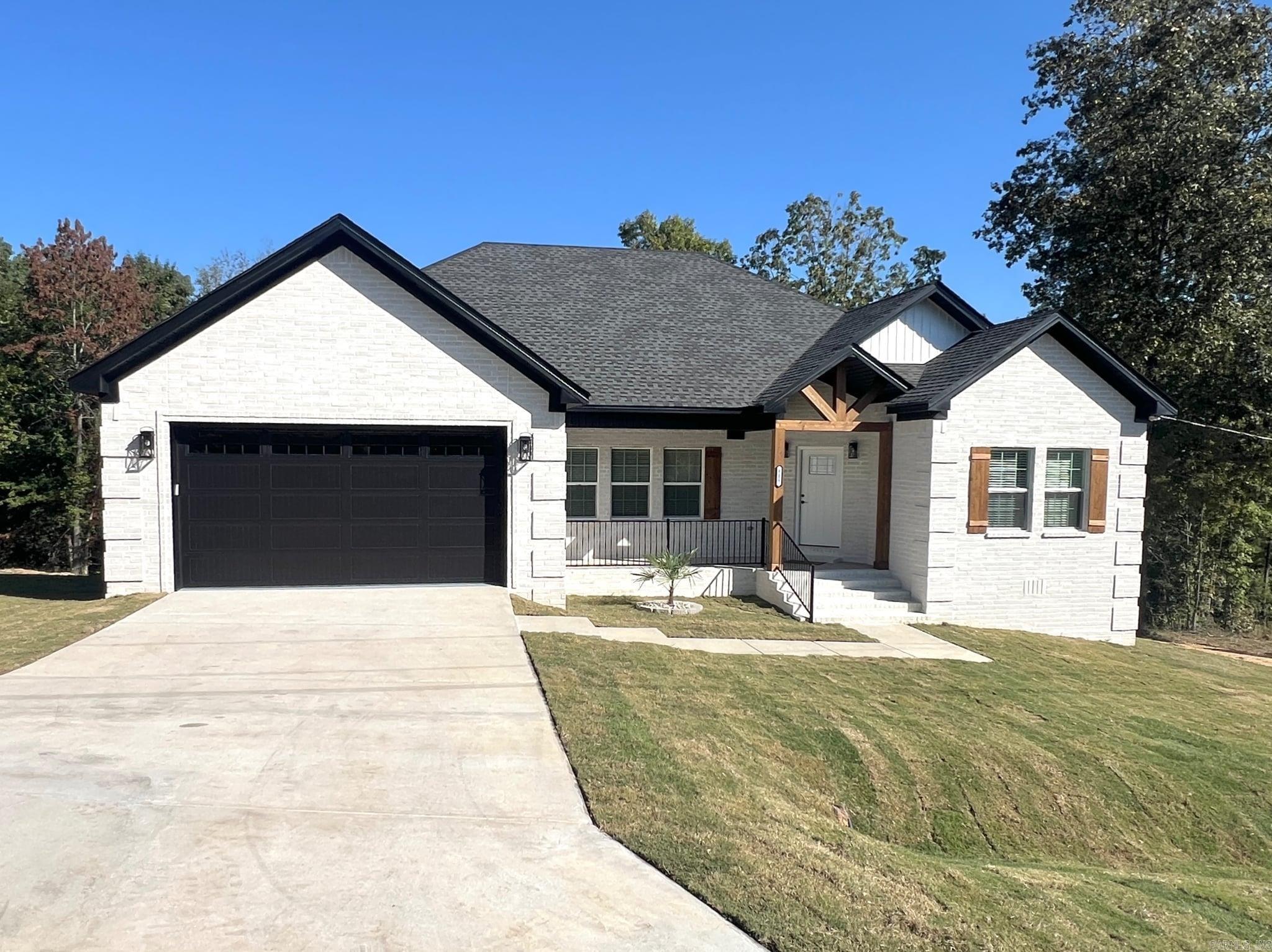 15012 Summer Oak Property Photo 1
