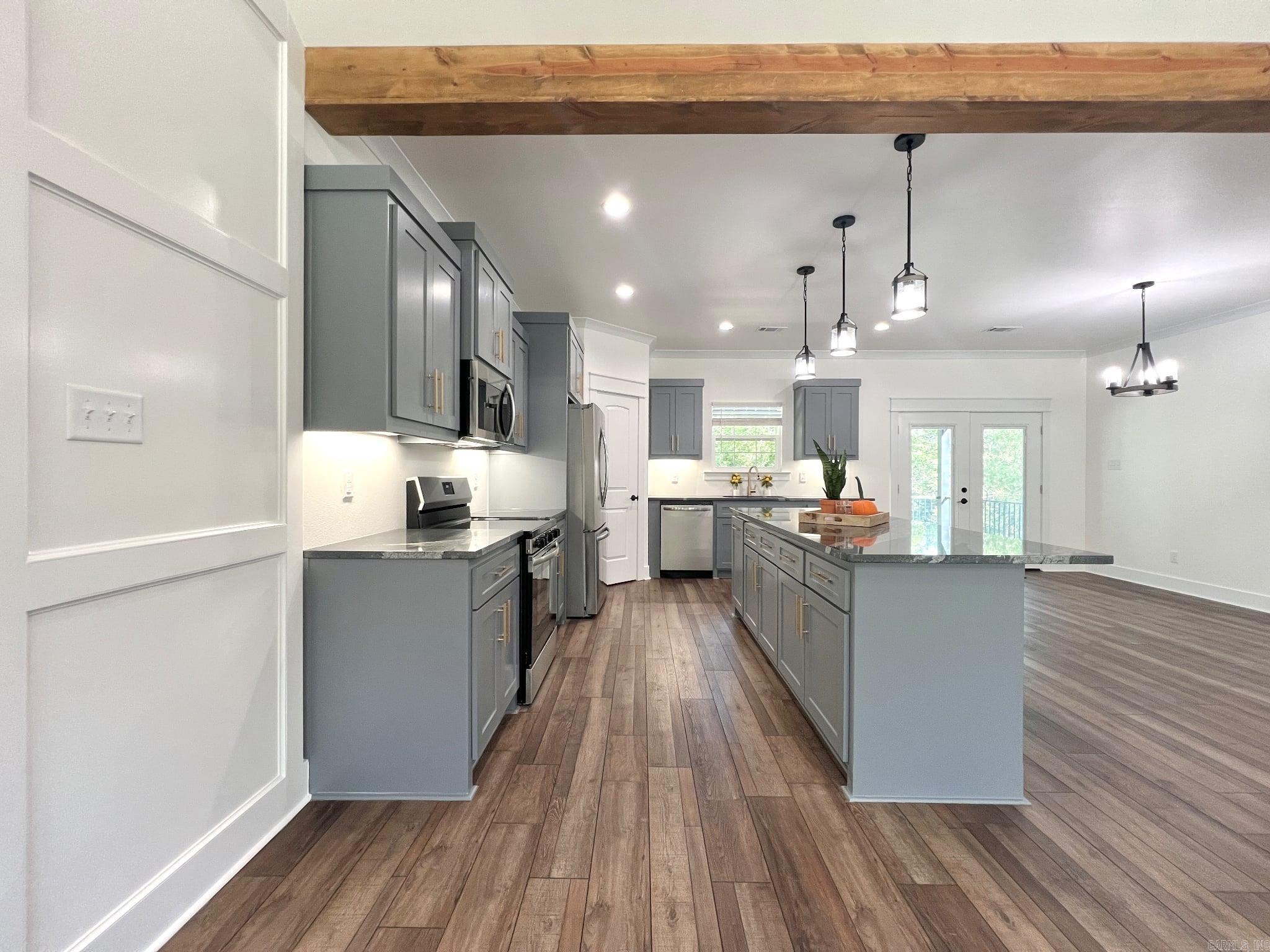 15012 Summer Oak Property Photo 9