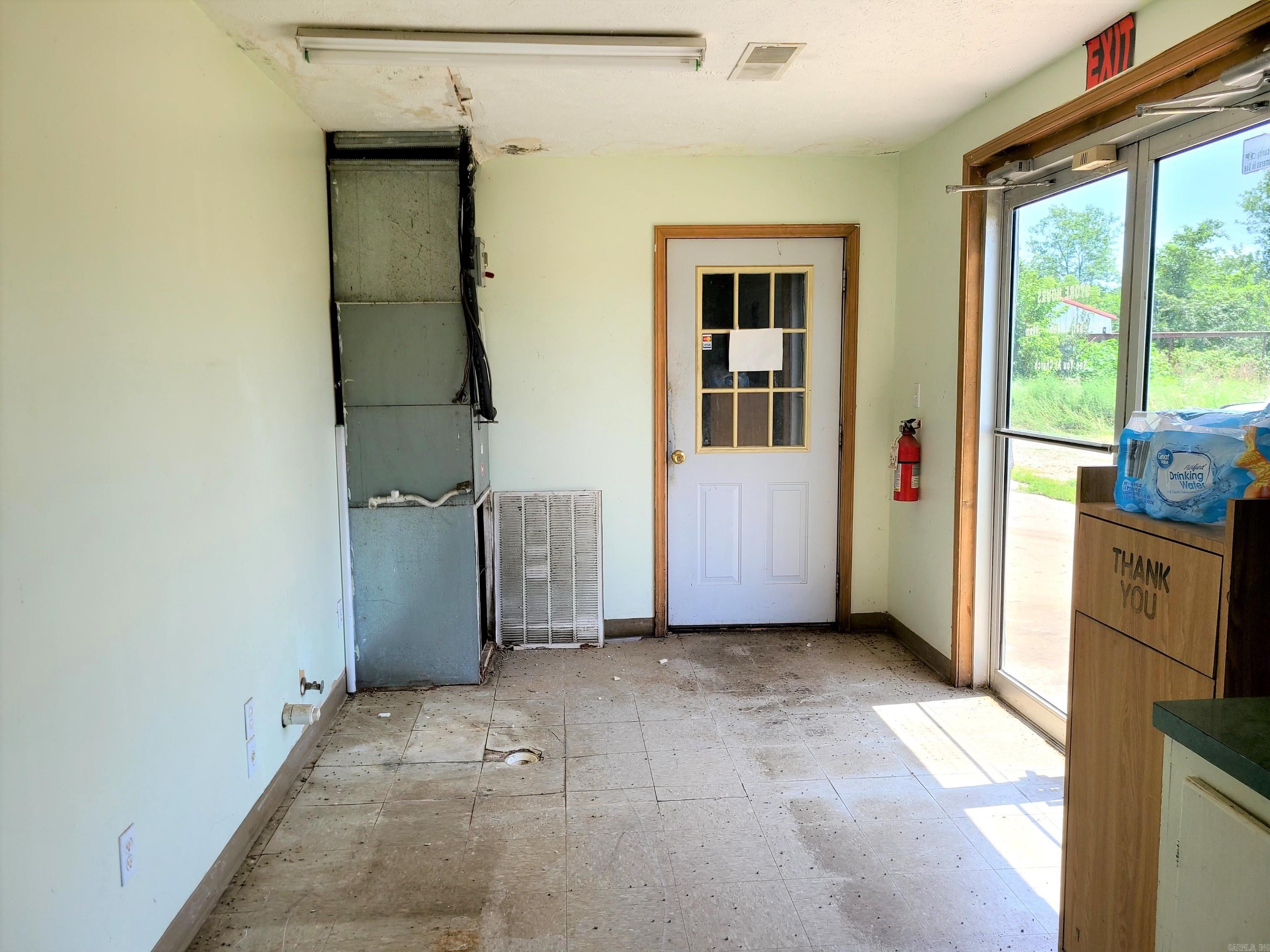 205 N Hwy 65 Property Photo 25