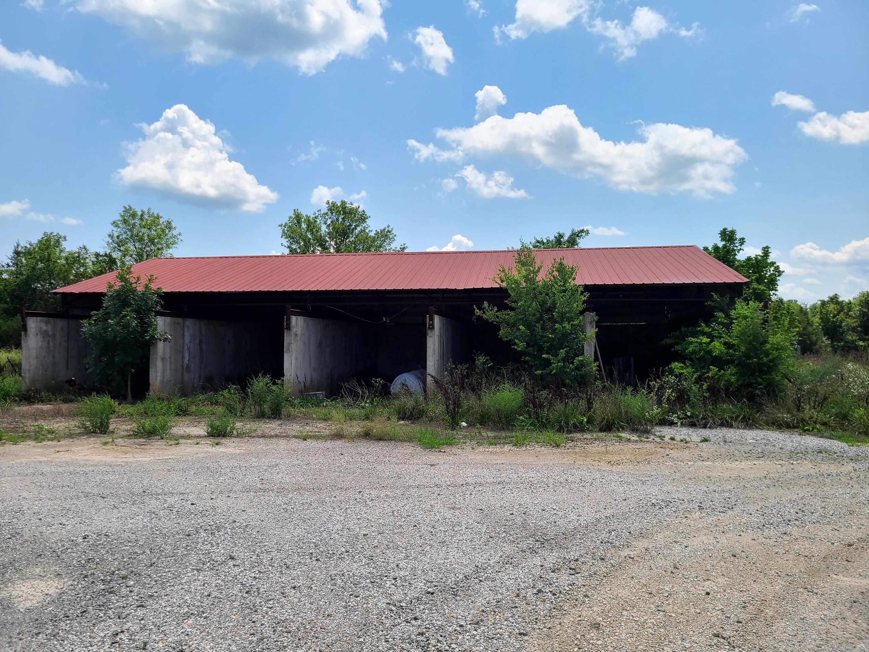 205 N Hwy 65 Property Photo 29