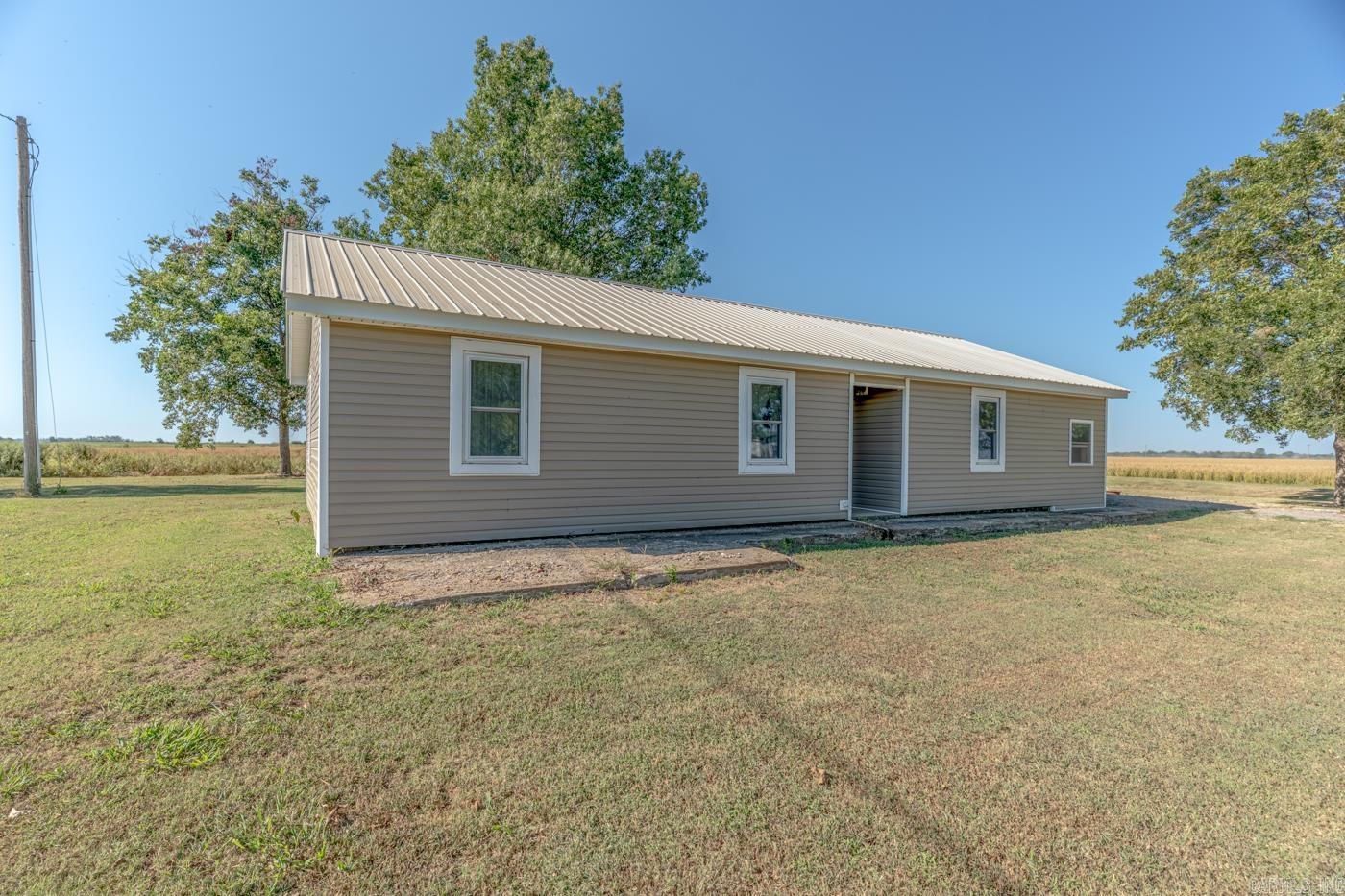 3149 W County Road 940 Property Photo 5