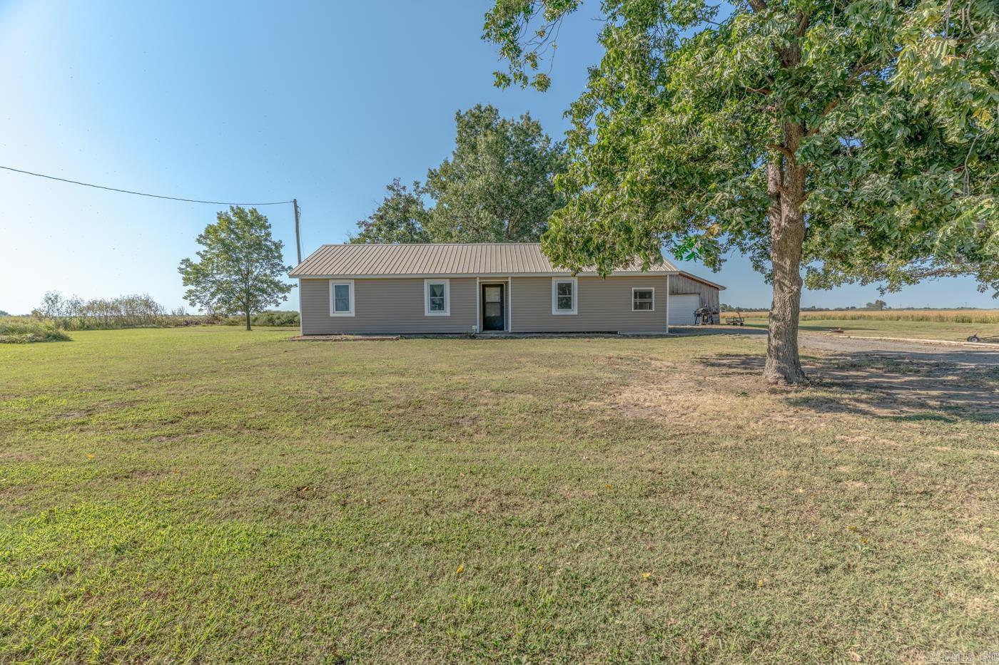 3149 W County Road 940 Property Photo 8