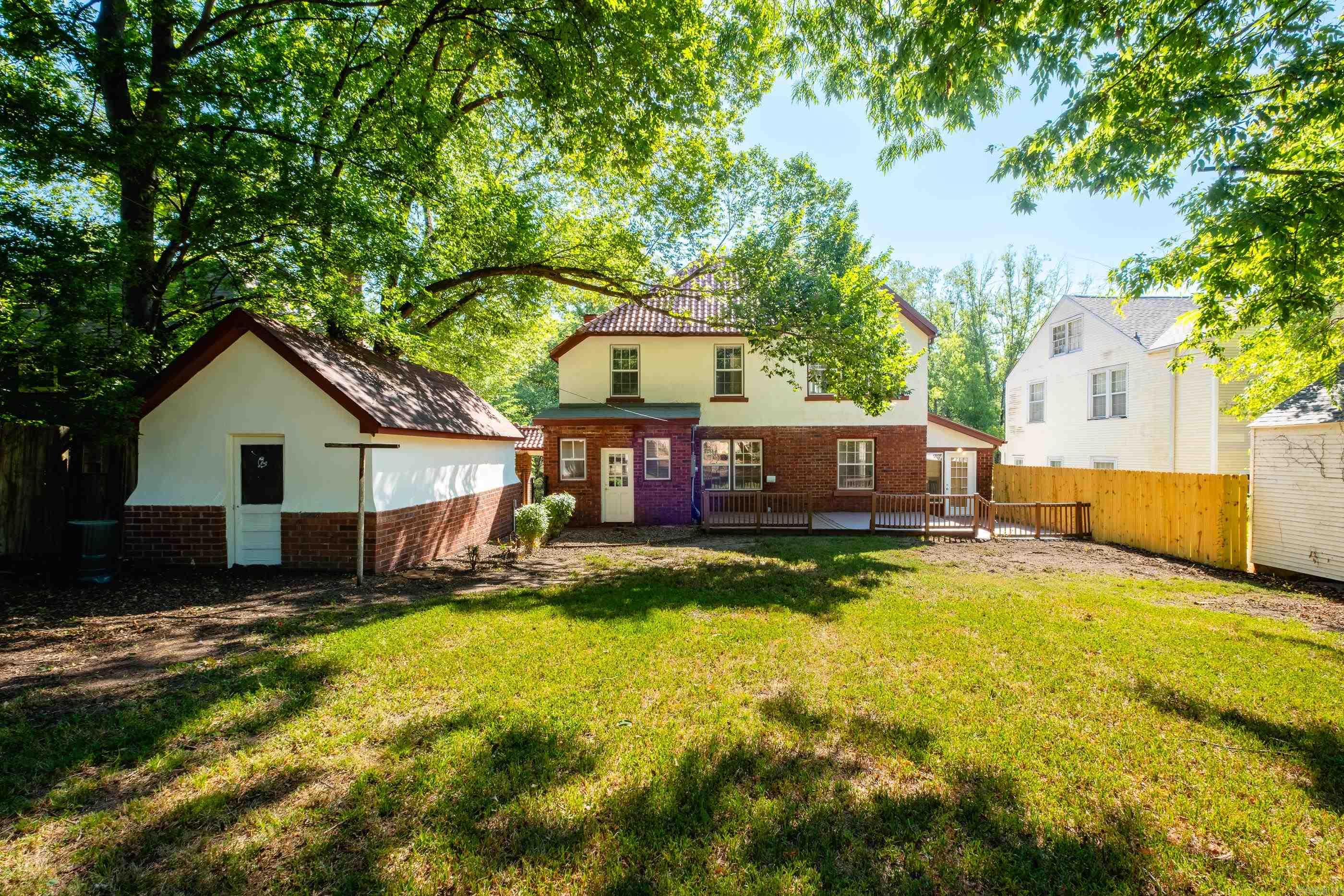 116 Colonial Court Property Photo 48
