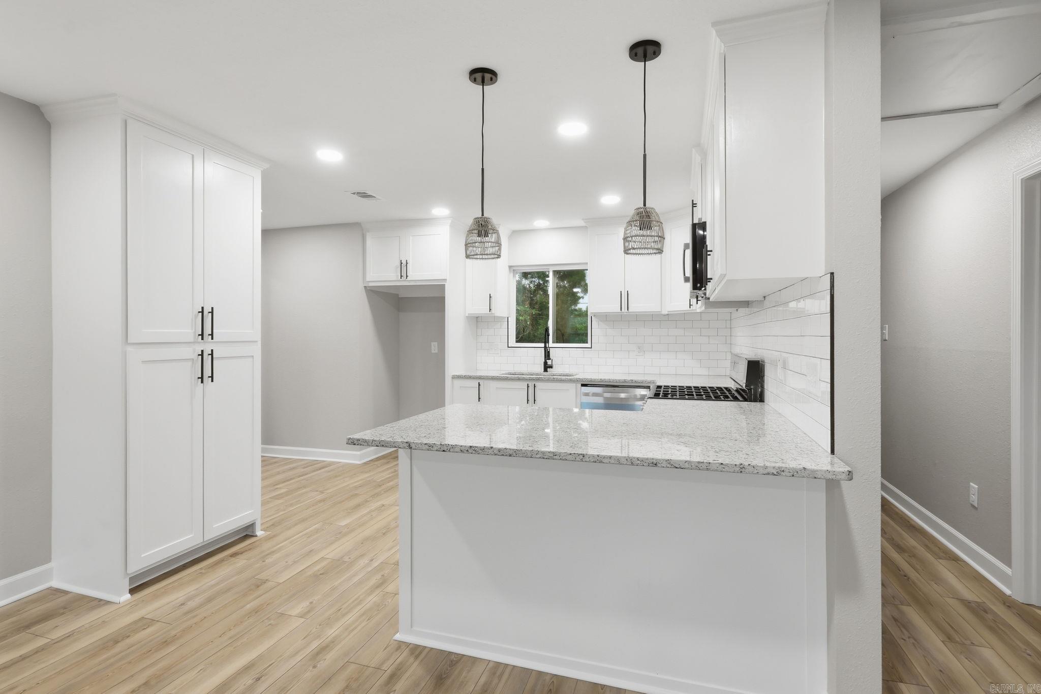 219 2nd Street Property Photo 7