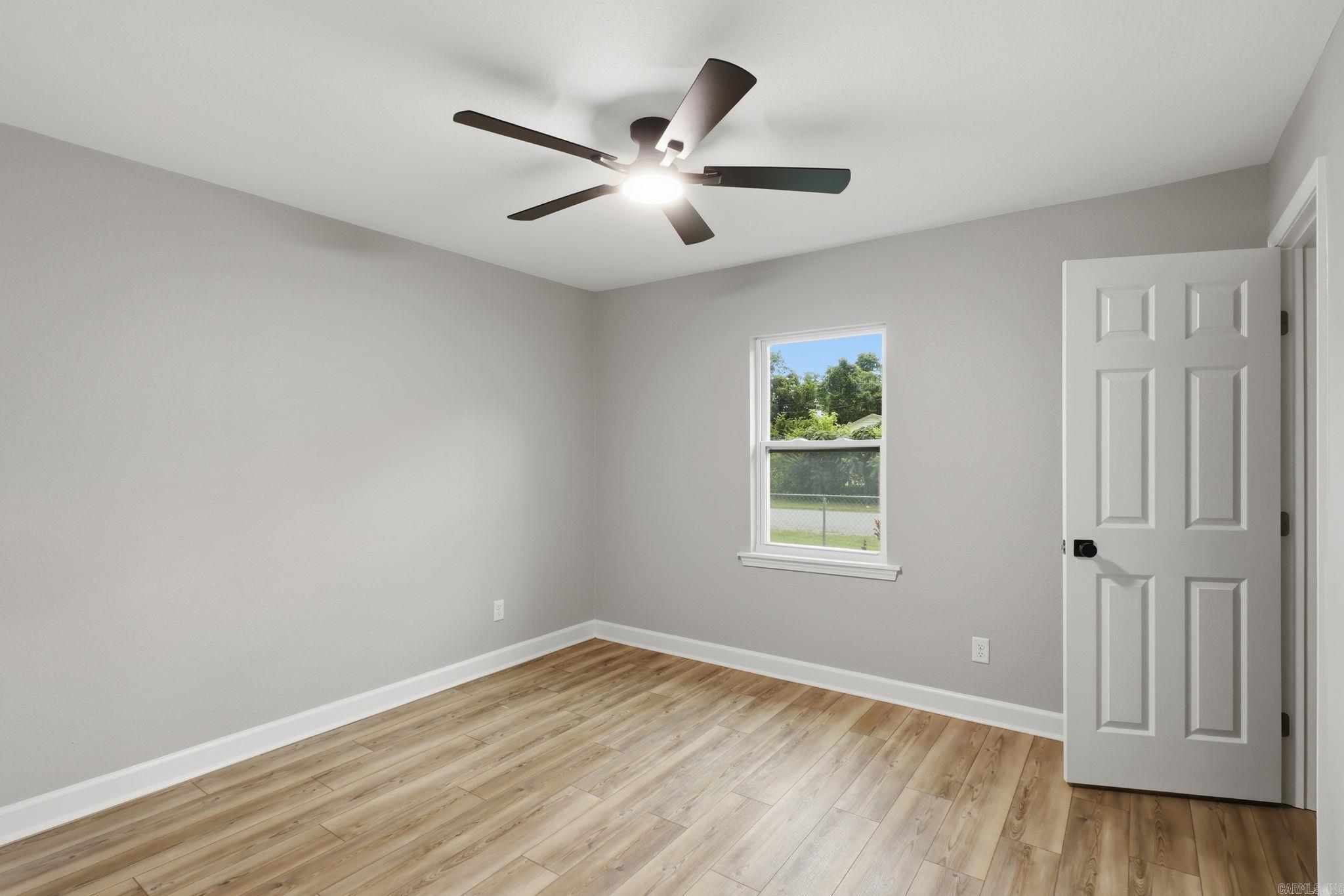 219 2nd Street Property Photo 16