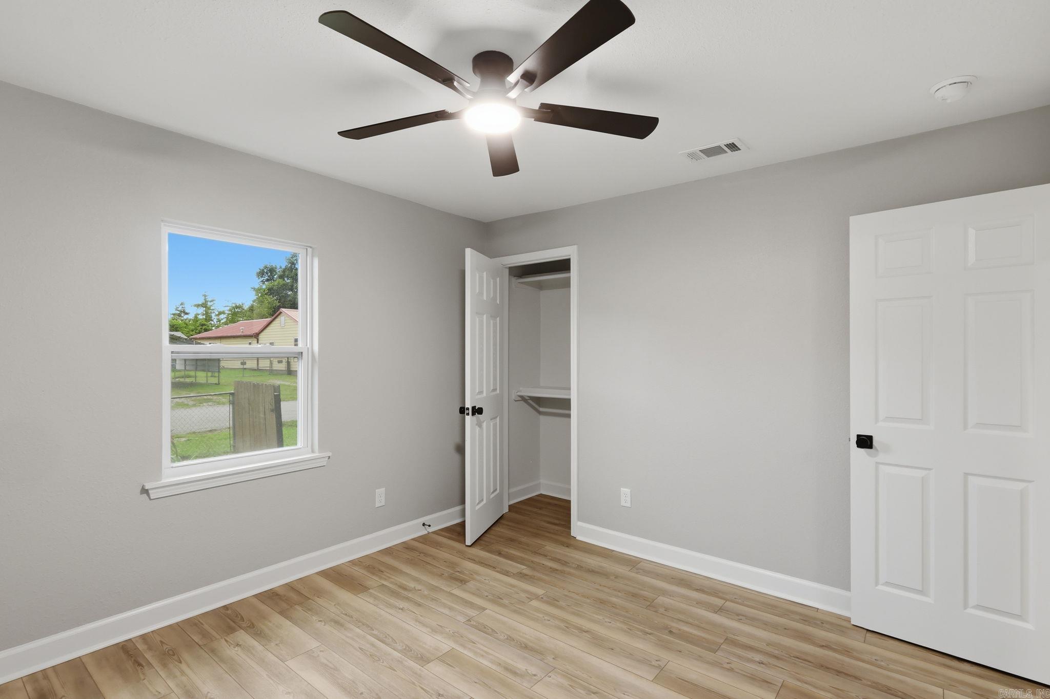 219 2nd Street Property Photo 17