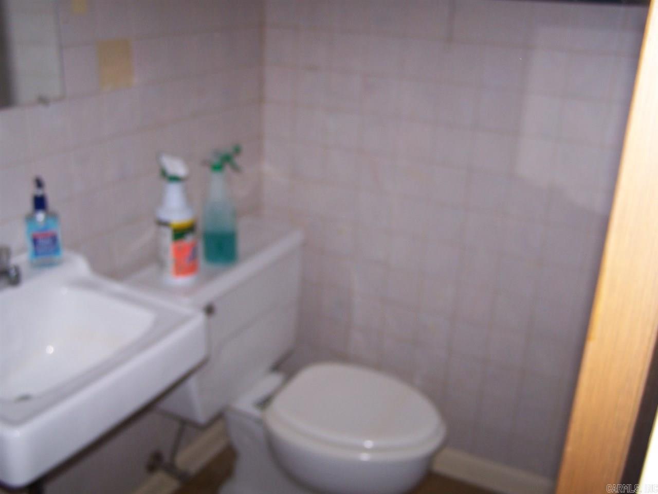 918 E Race Property Photo 13