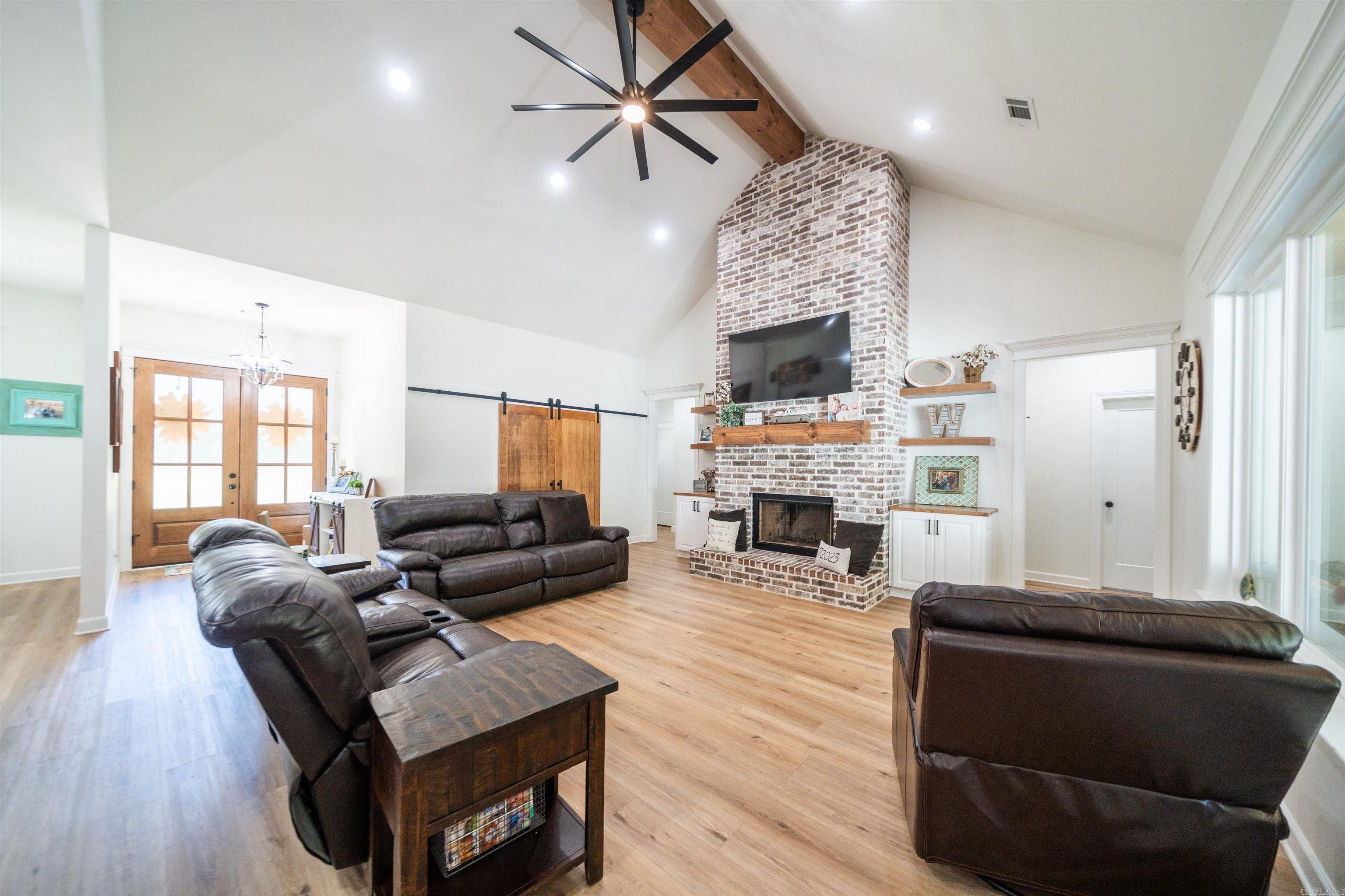 1084 Mahoney Road Property Photo 12