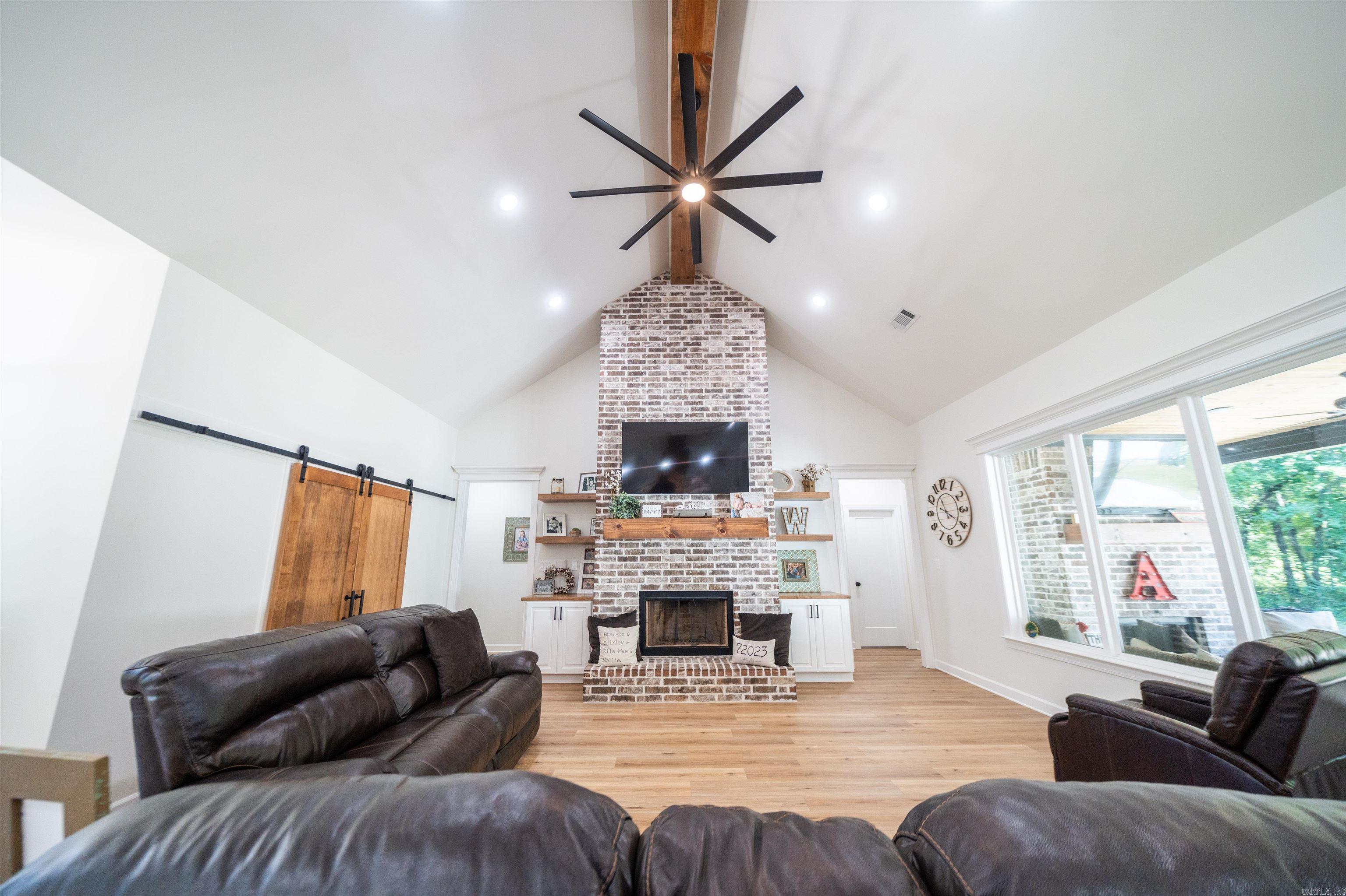 1084 Mahoney Road Property Photo 13