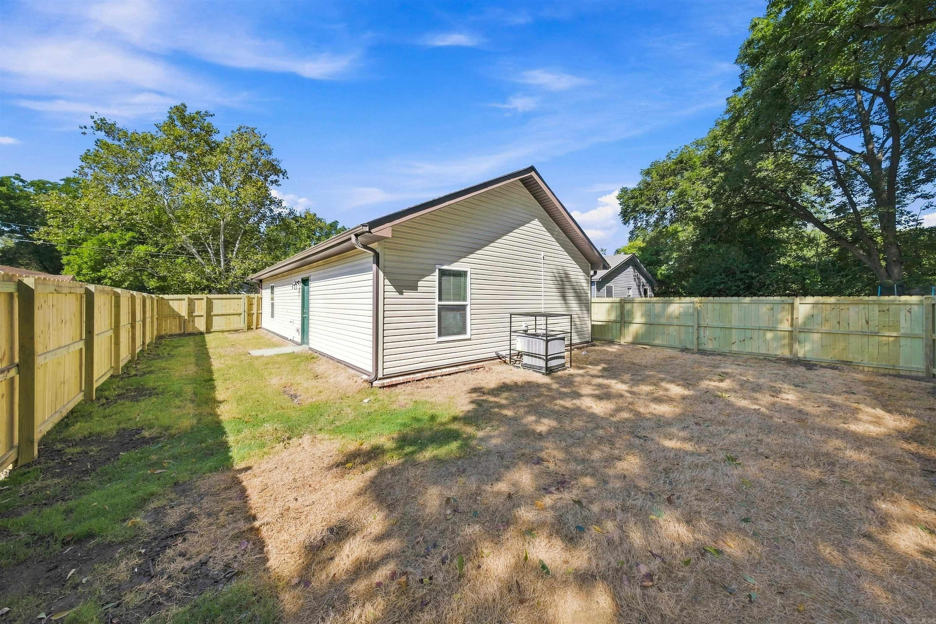 4209 Rogers. .5 Street Property Photo 23