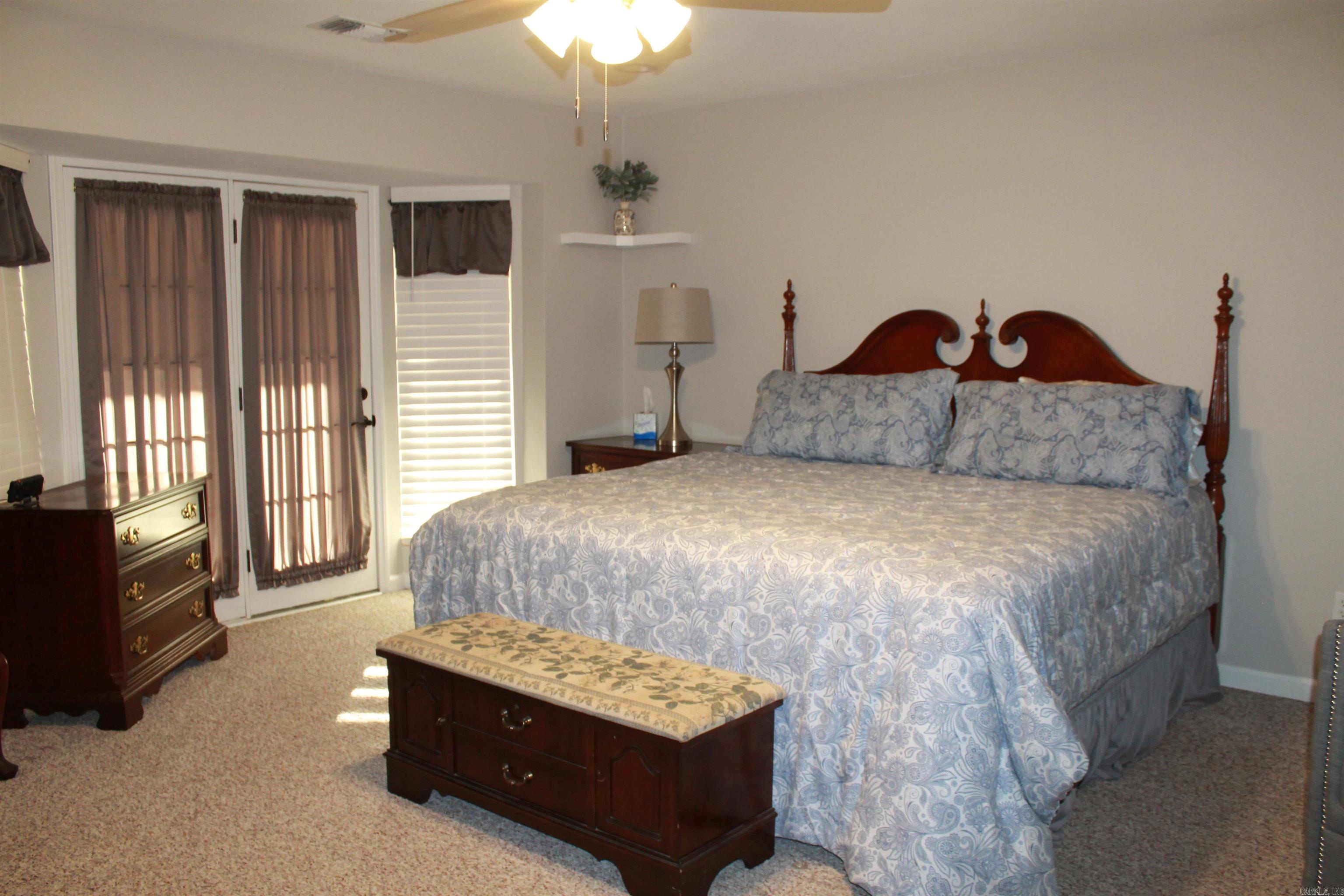 410 Mclelland Road Property Photo 23