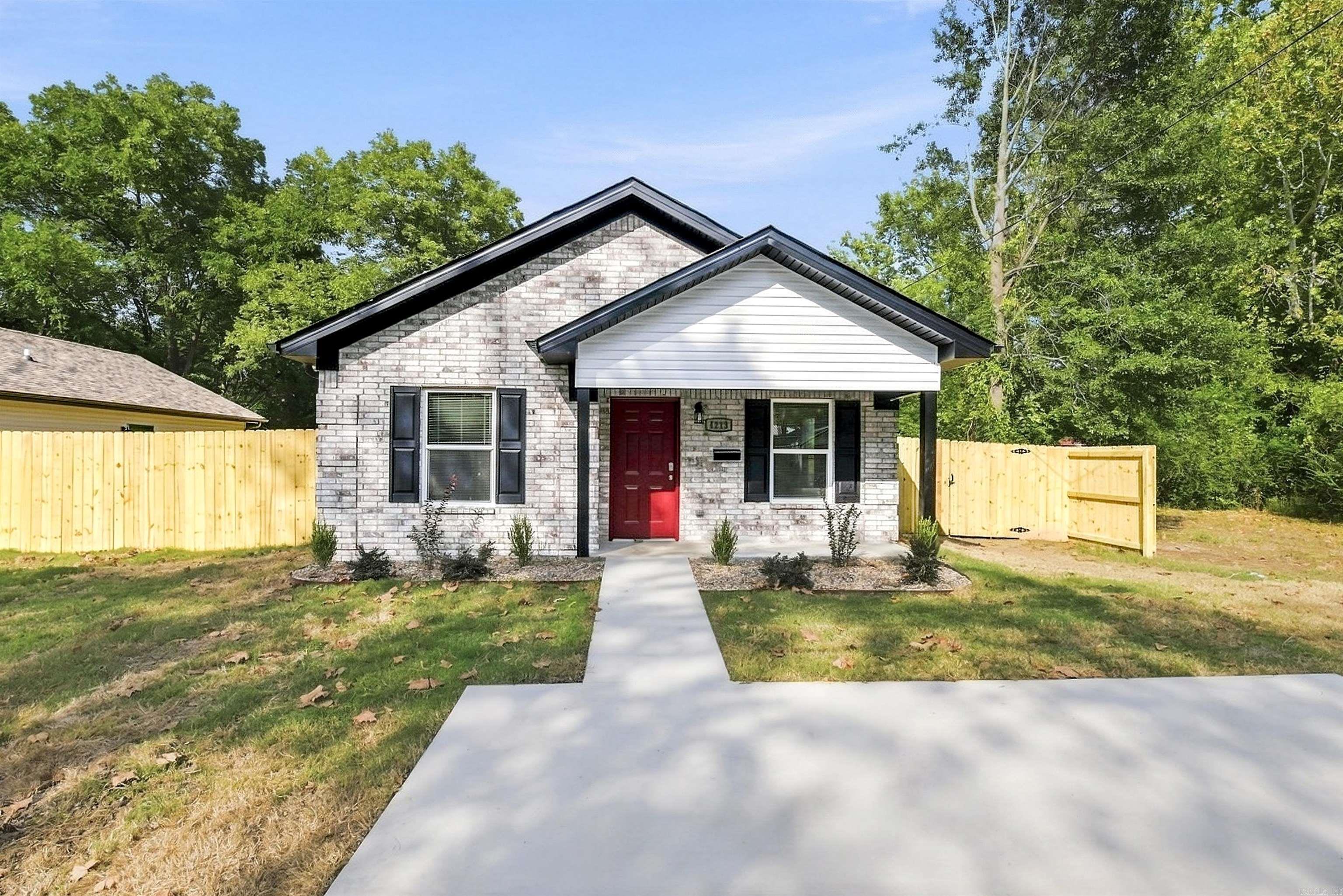 4213 Rogers. .5 Street Property Photo 1