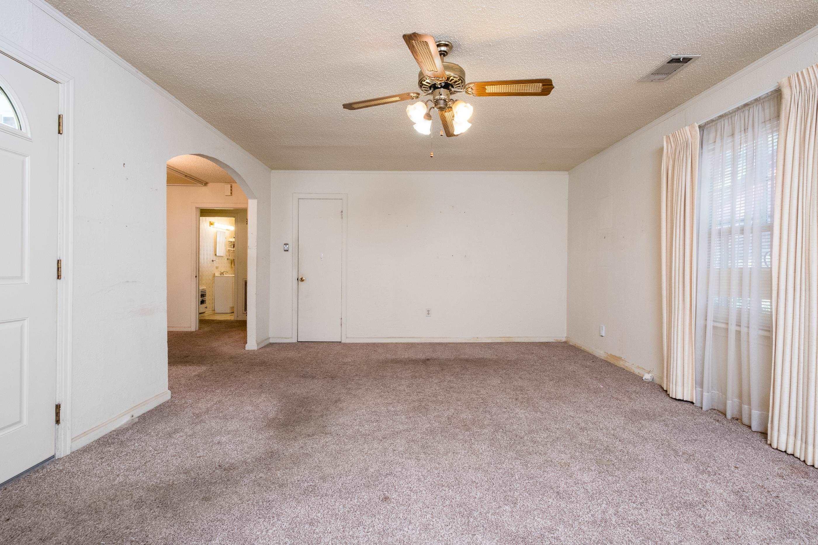 1504 Washington Street Property Photo 6
