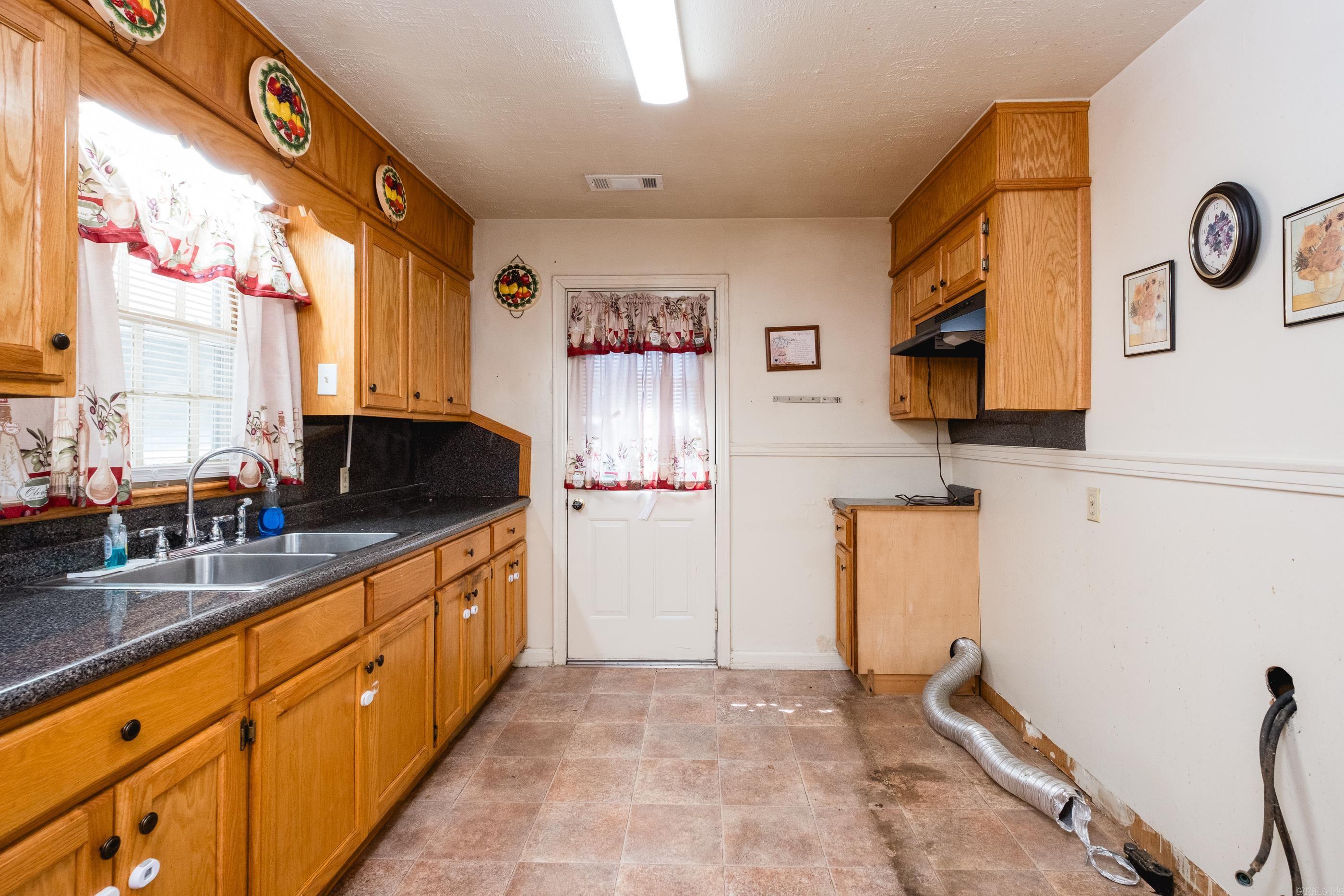 1504 Washington Street Property Photo 13