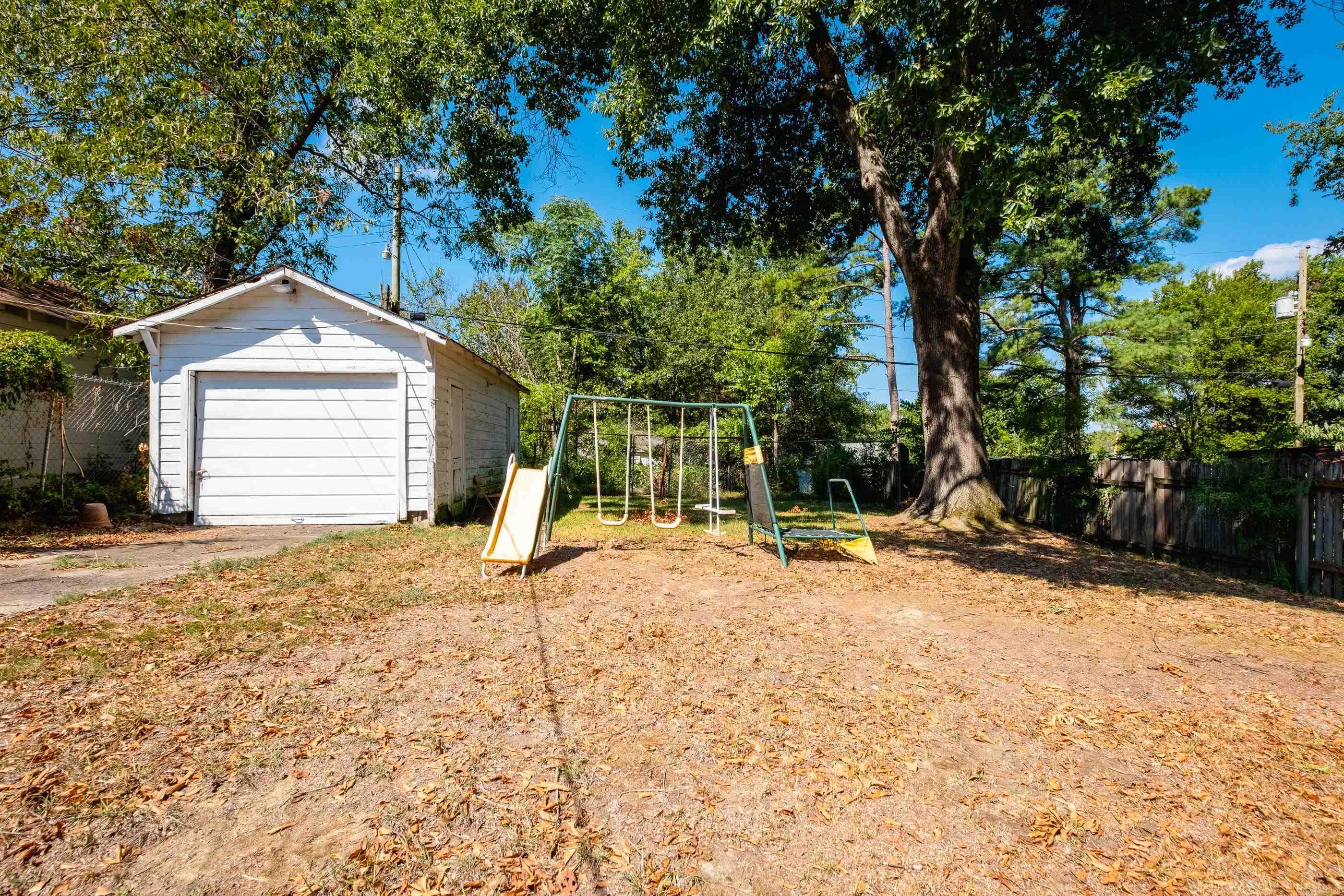 1504 Washington Street Property Photo 25