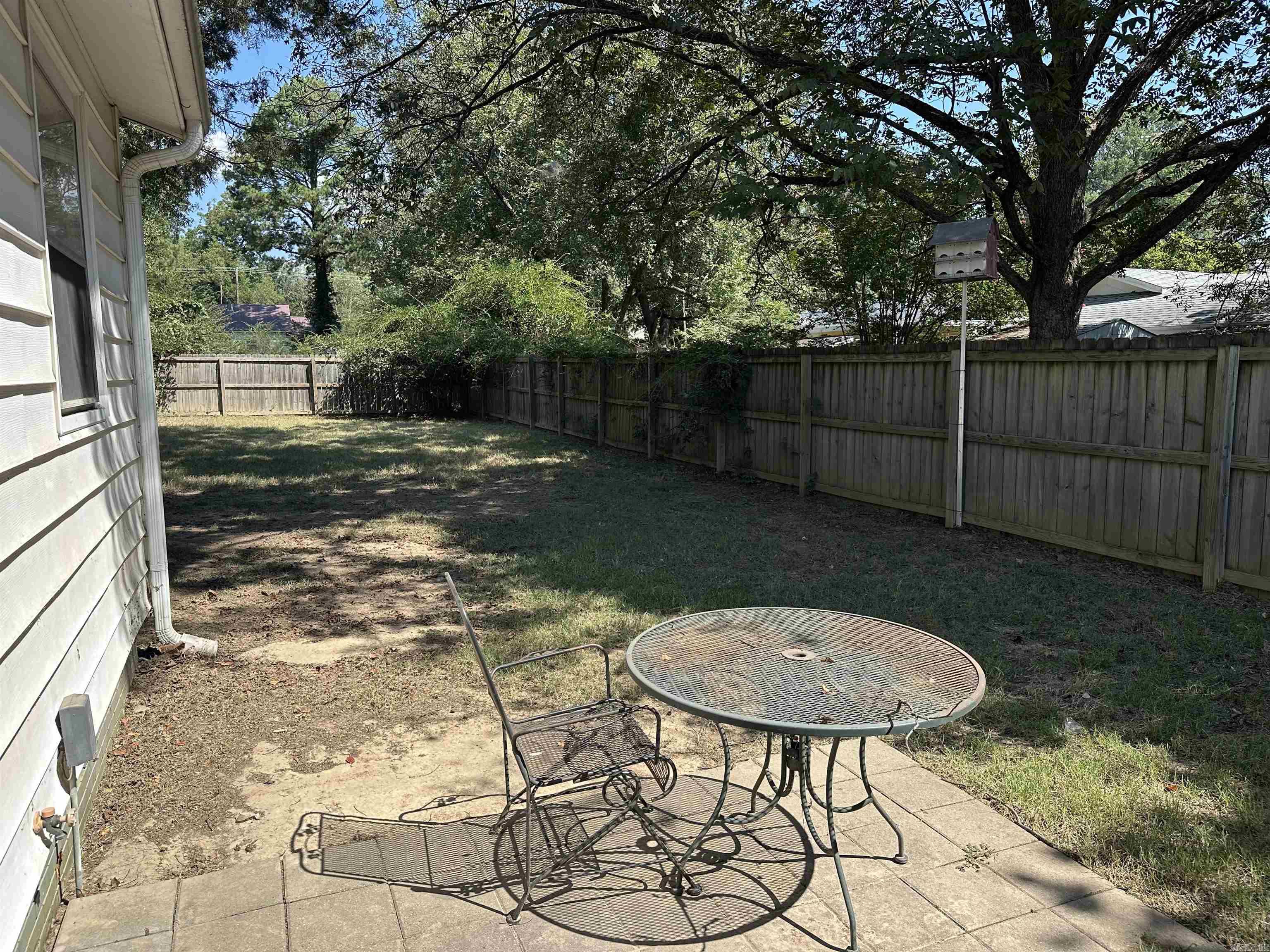 1304 W Center Property Photo 3