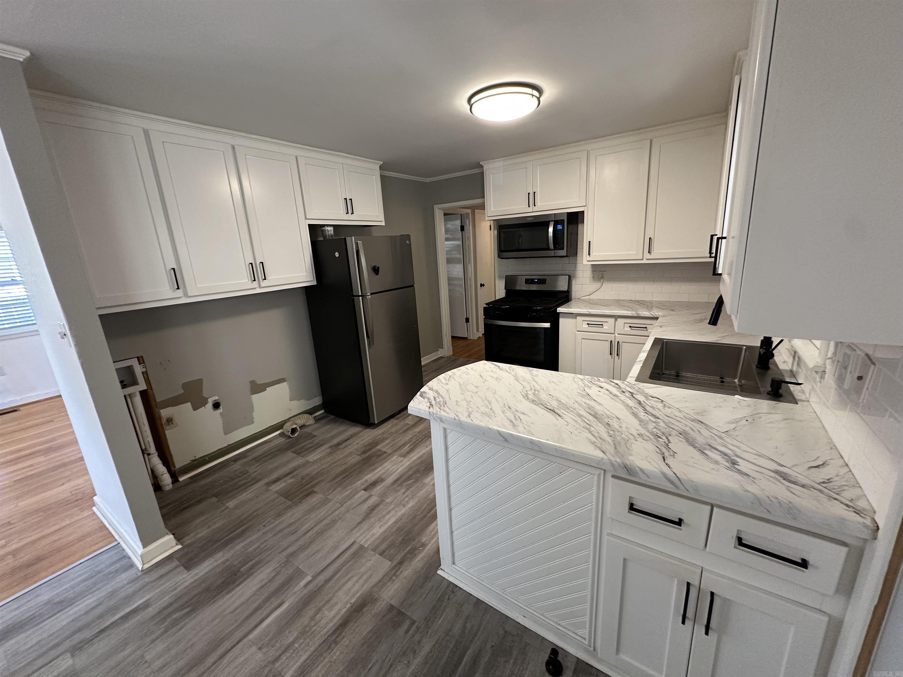 1304 W Center Property Photo 5