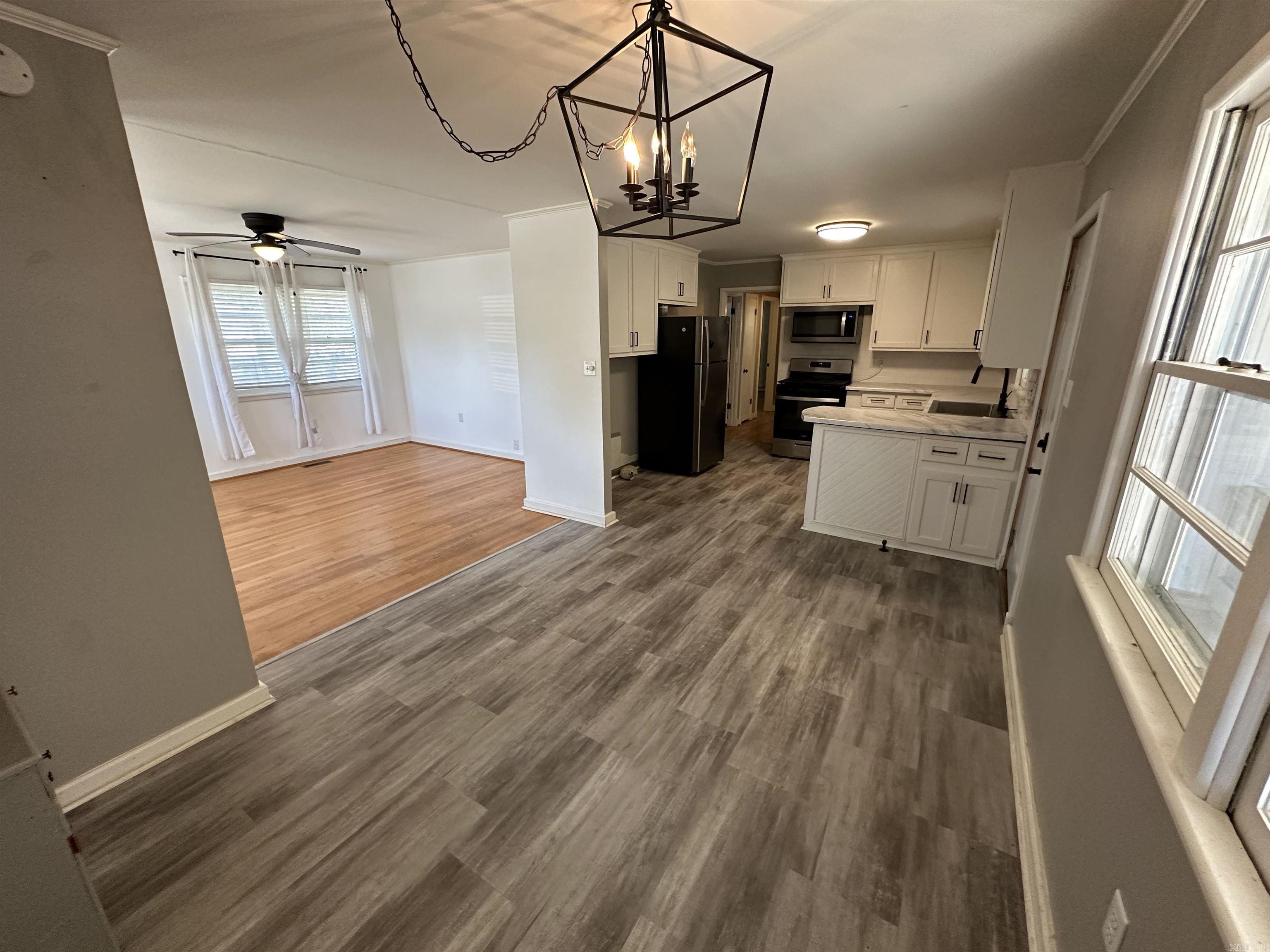 1304 W Center Property Photo 9