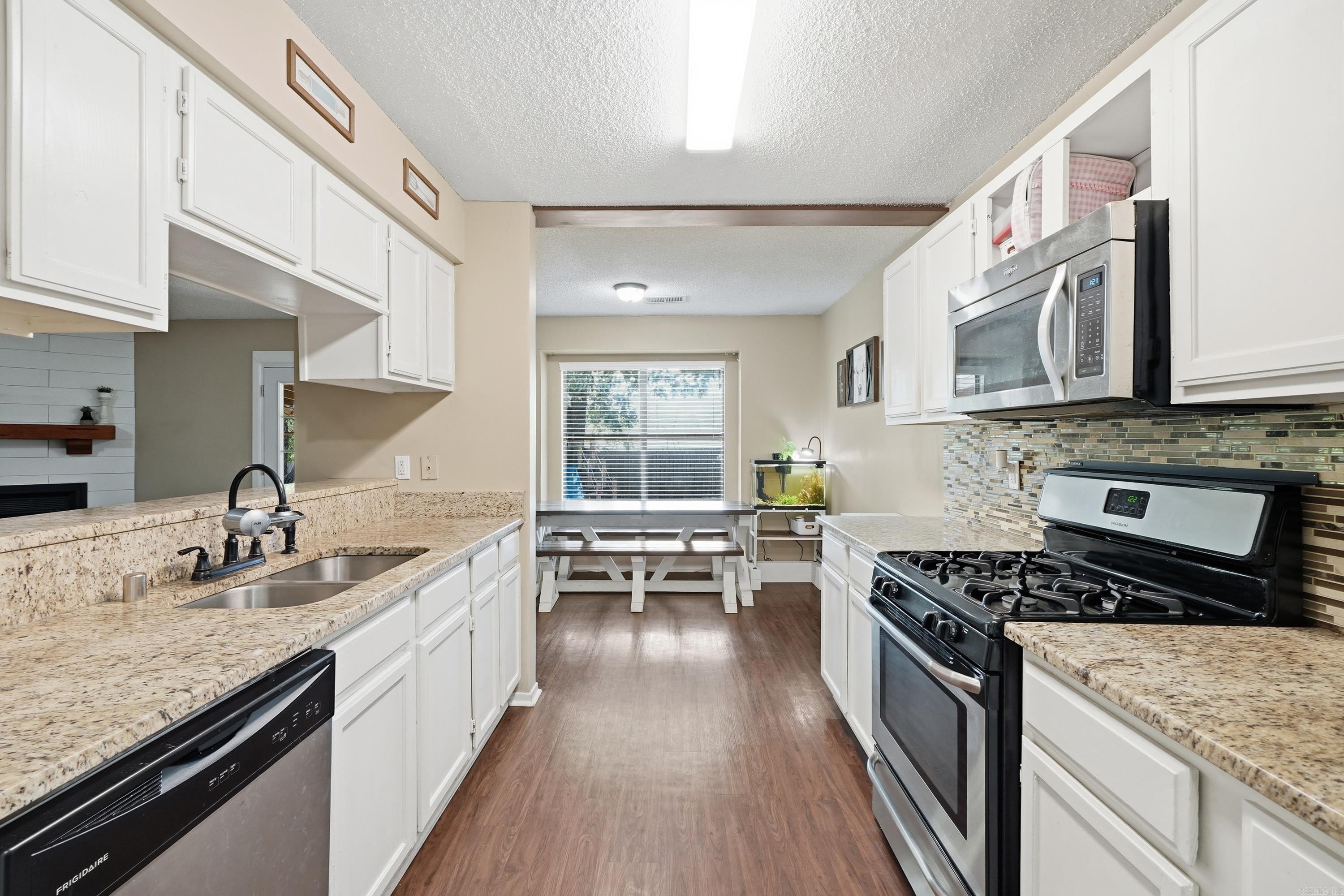 301 Zachary Cove Property Photo 13